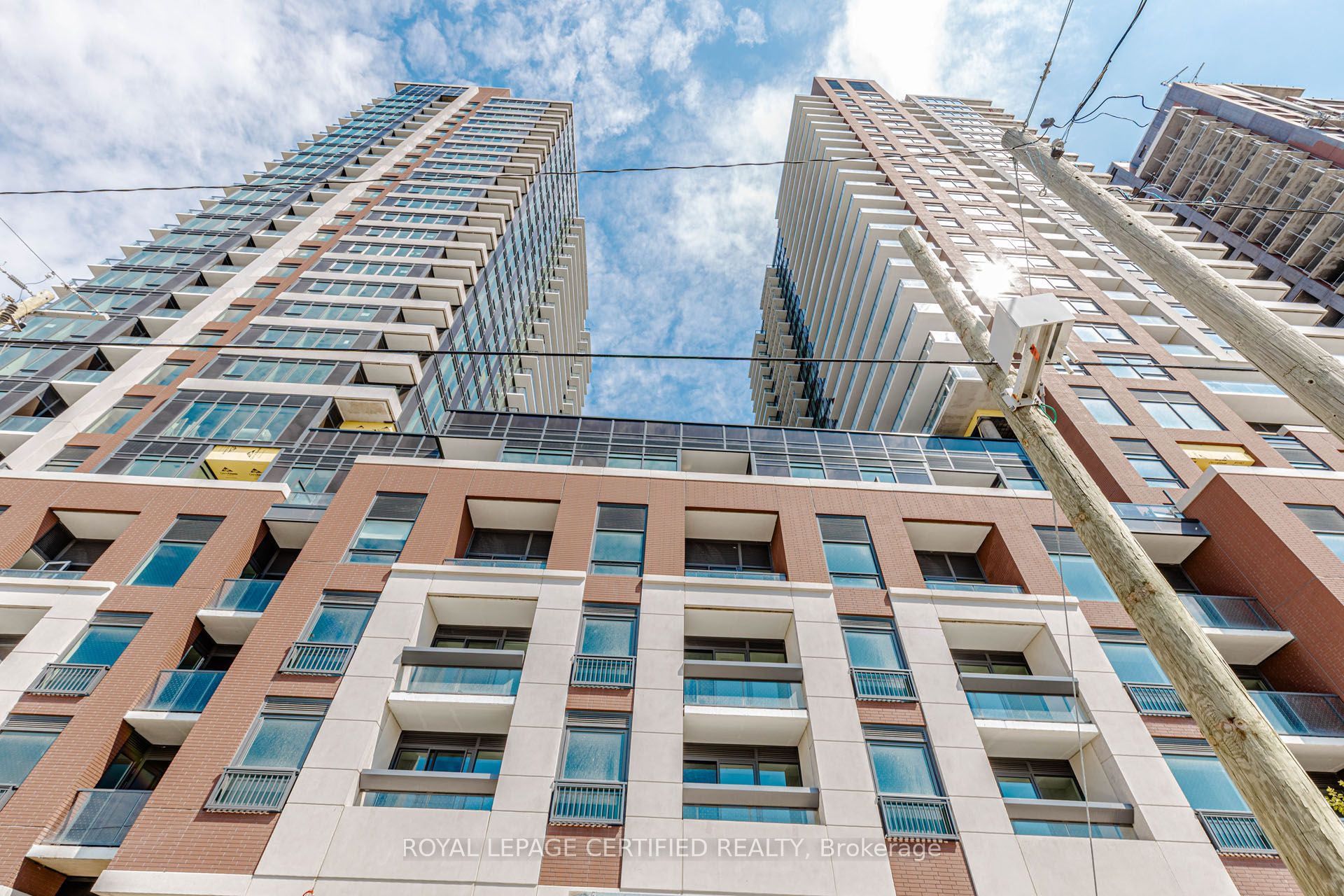 4010 Eglinton Avenue W 217, Toronto, ON M9A 0G5