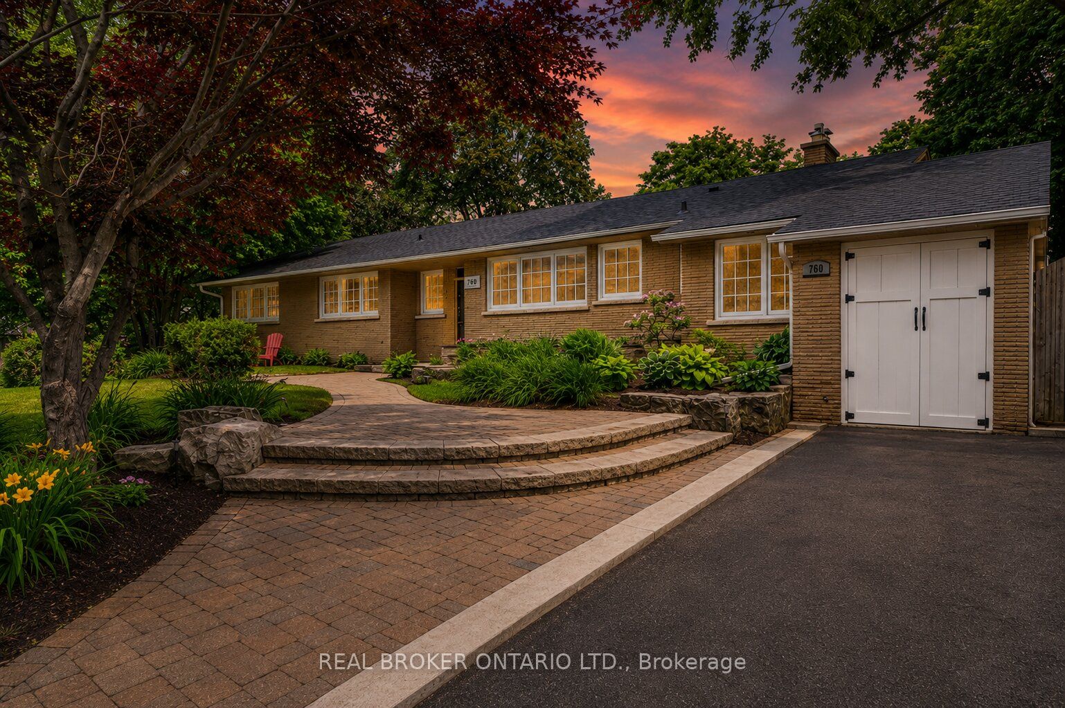 760 Kingsway Drive, Burlington, ON L7T 3H4