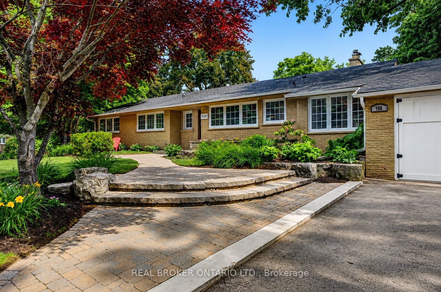 760 Kingsway Drive, Burlington, ON L7T 3H4 photo 2