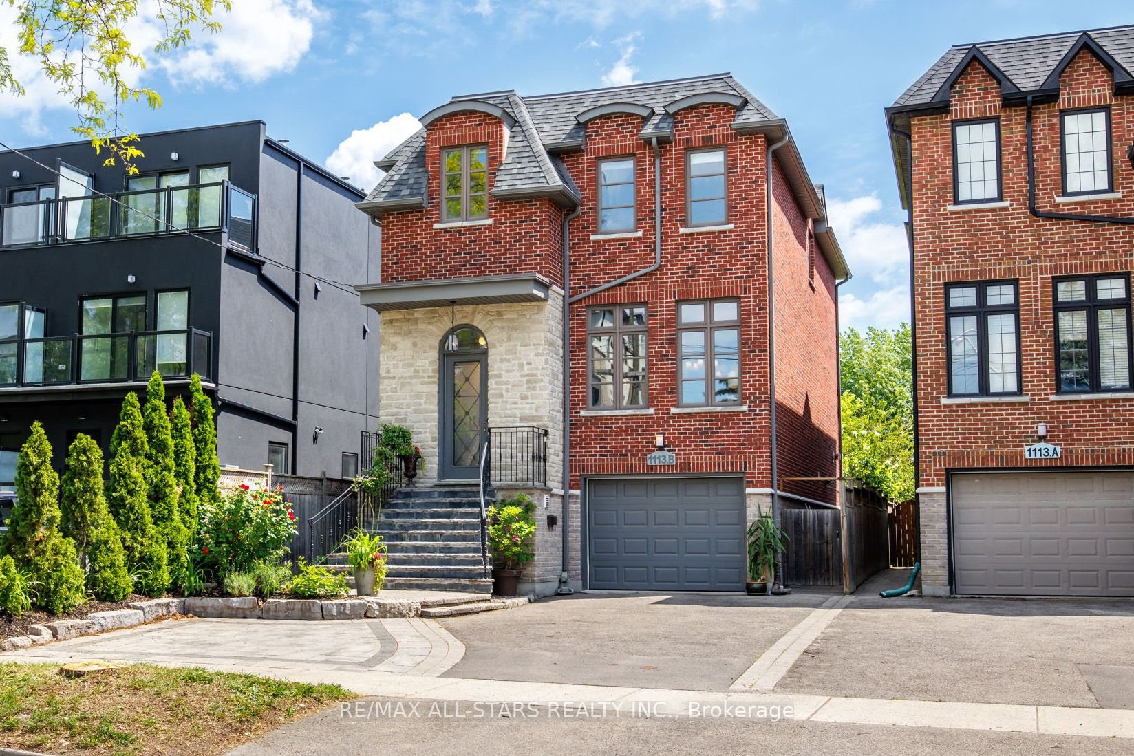 1113B Islington Avenue, Toronto, ON M8Z 4S3 photo 3