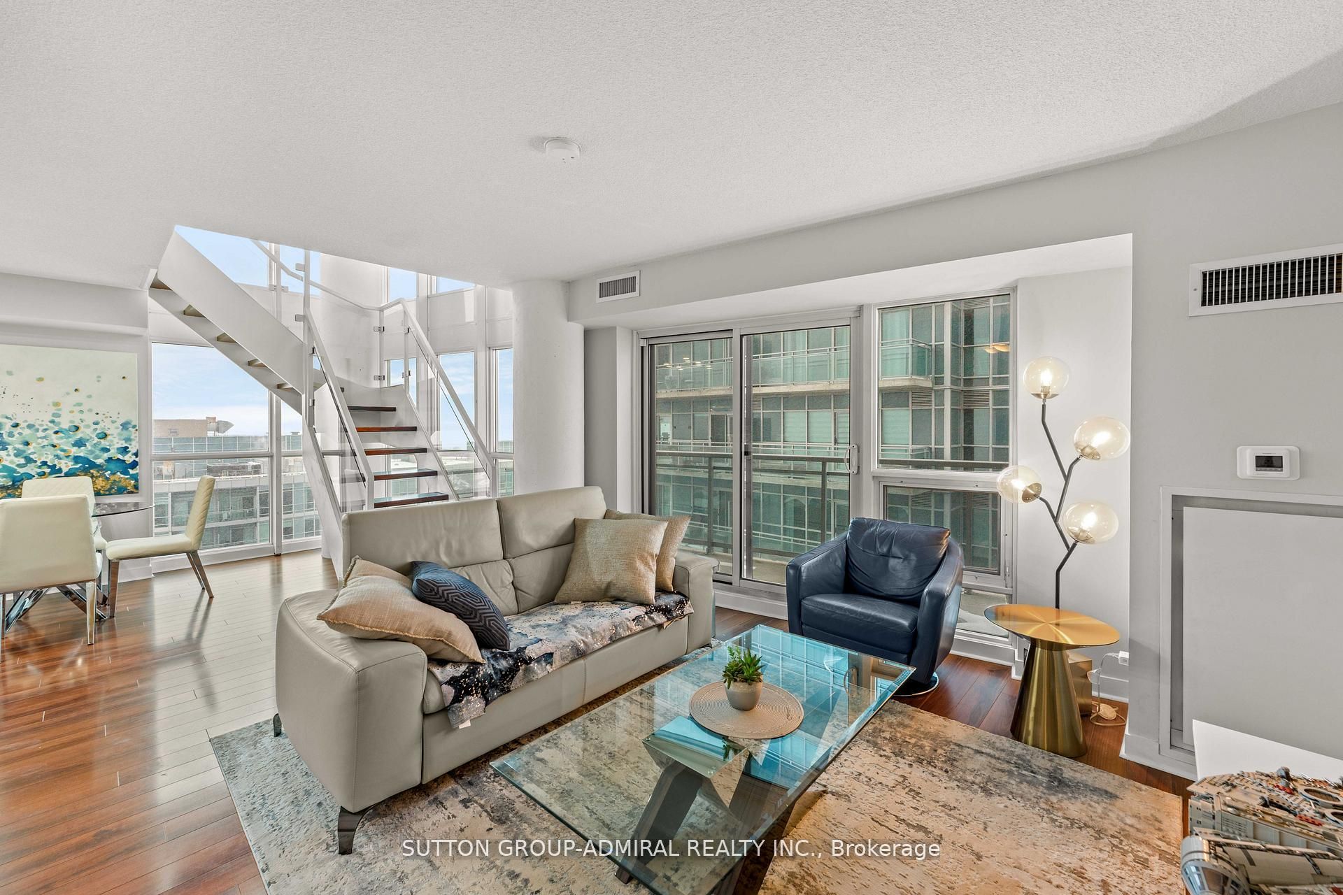 155 Legion Road N 2513, Toronto, ON M8Y 0A7 photo 4
