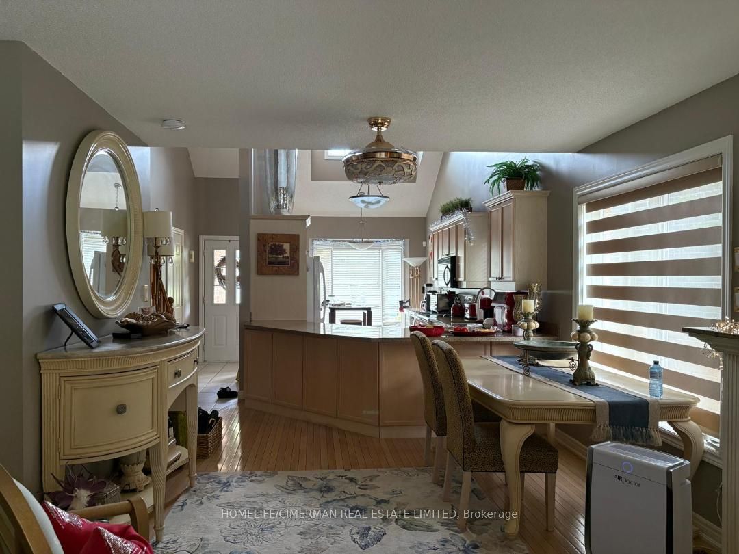 1173 Bellview Crescent 1, Burlington, ON L7S 1C9 photo 3