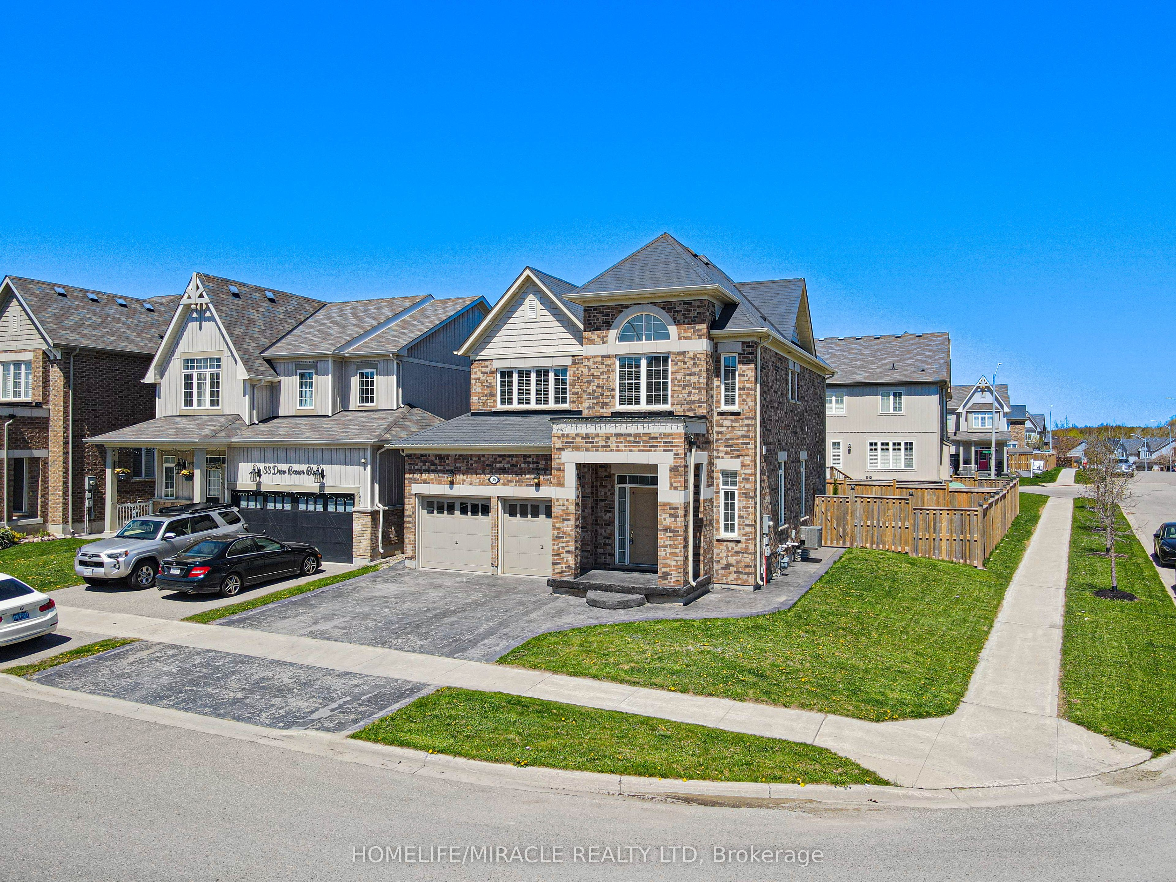 35 Drew Brown Boulevard, Orangeville, ON L9W 6Z6 photo 2