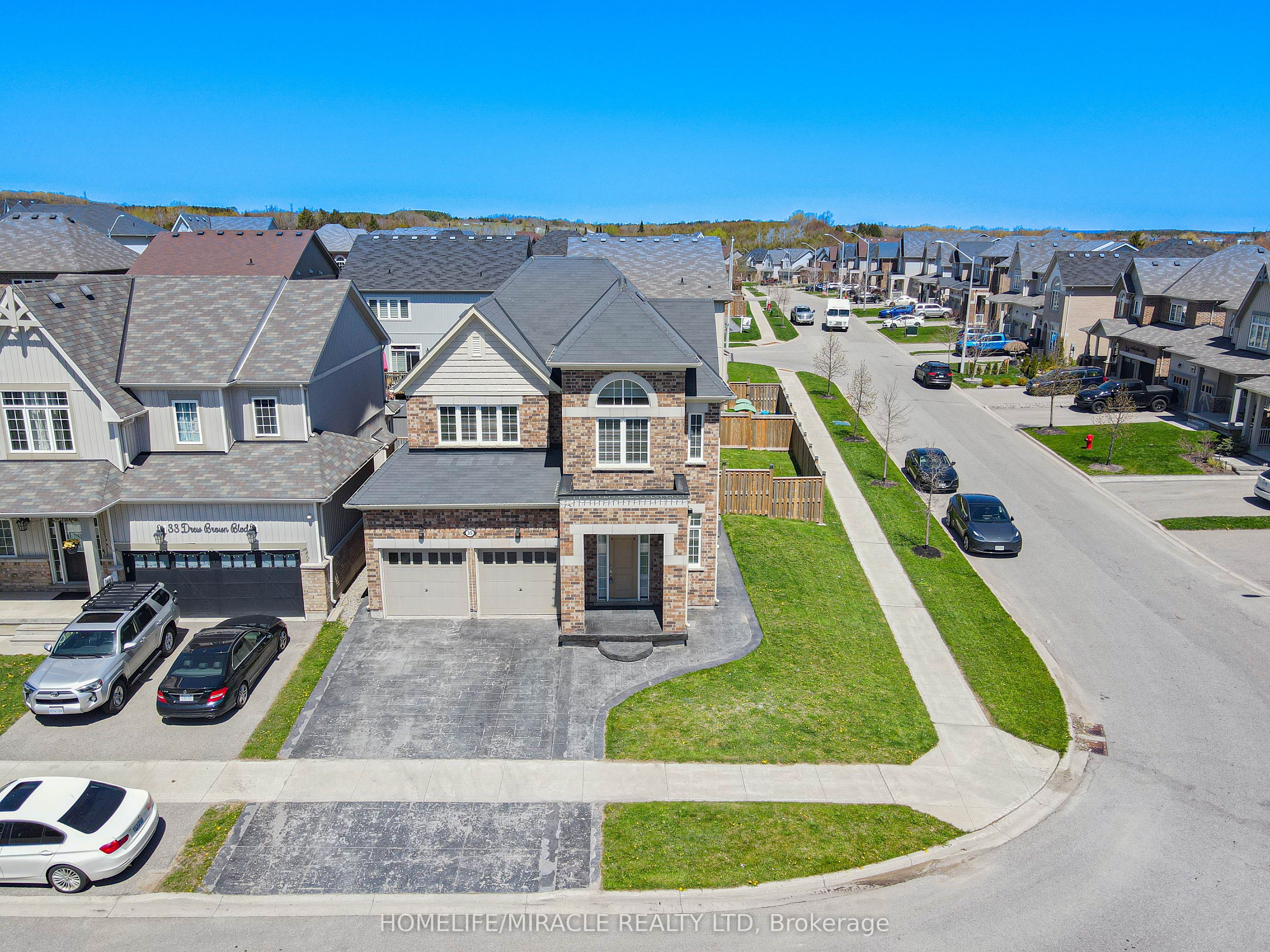 35 Drew Brown Boulevard, Orangeville, ON L9W 6Z6 photo 3