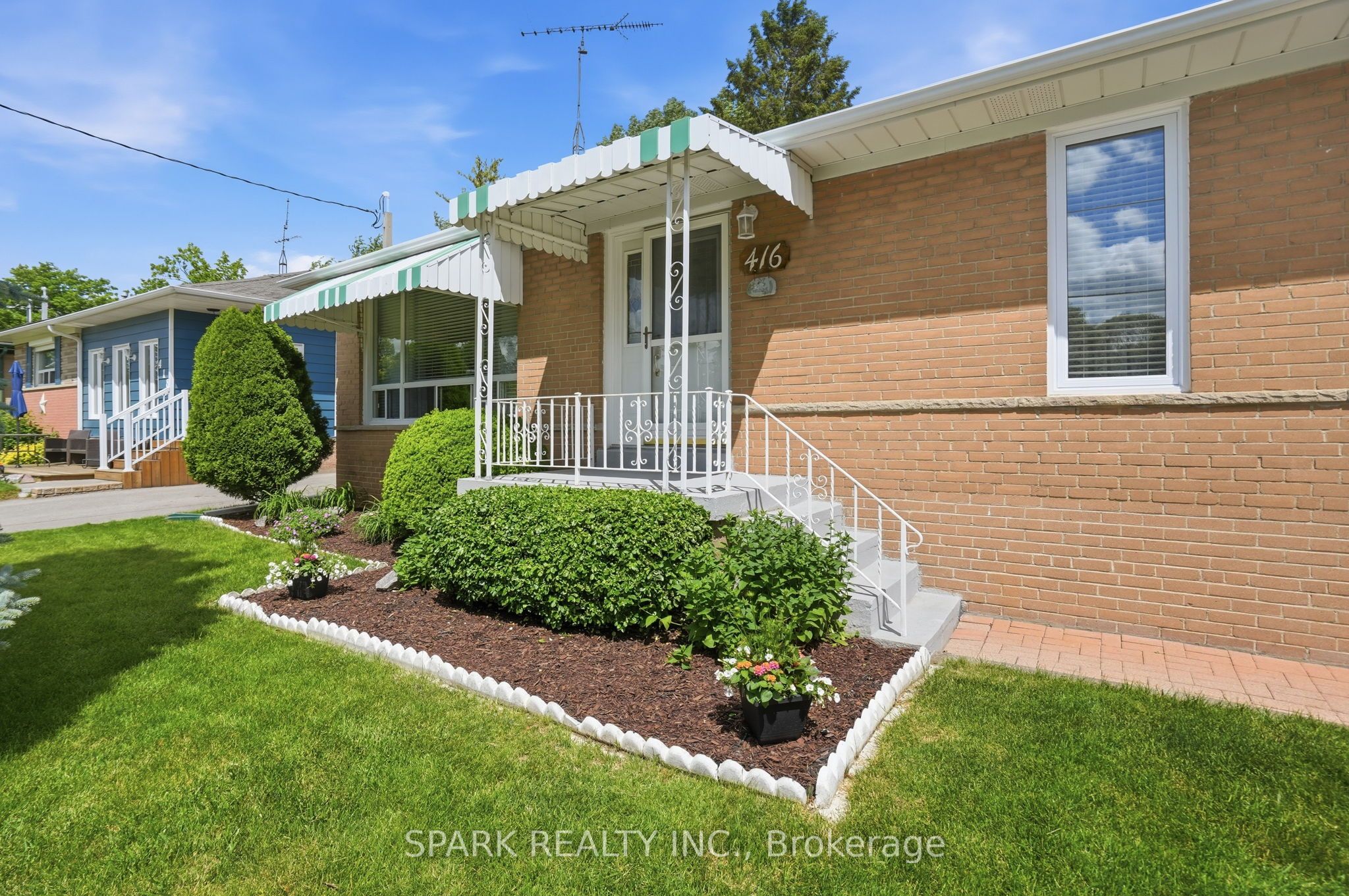 416 Delrex Boulevard, Halton Hills, ON L7G 4H9 photo 4