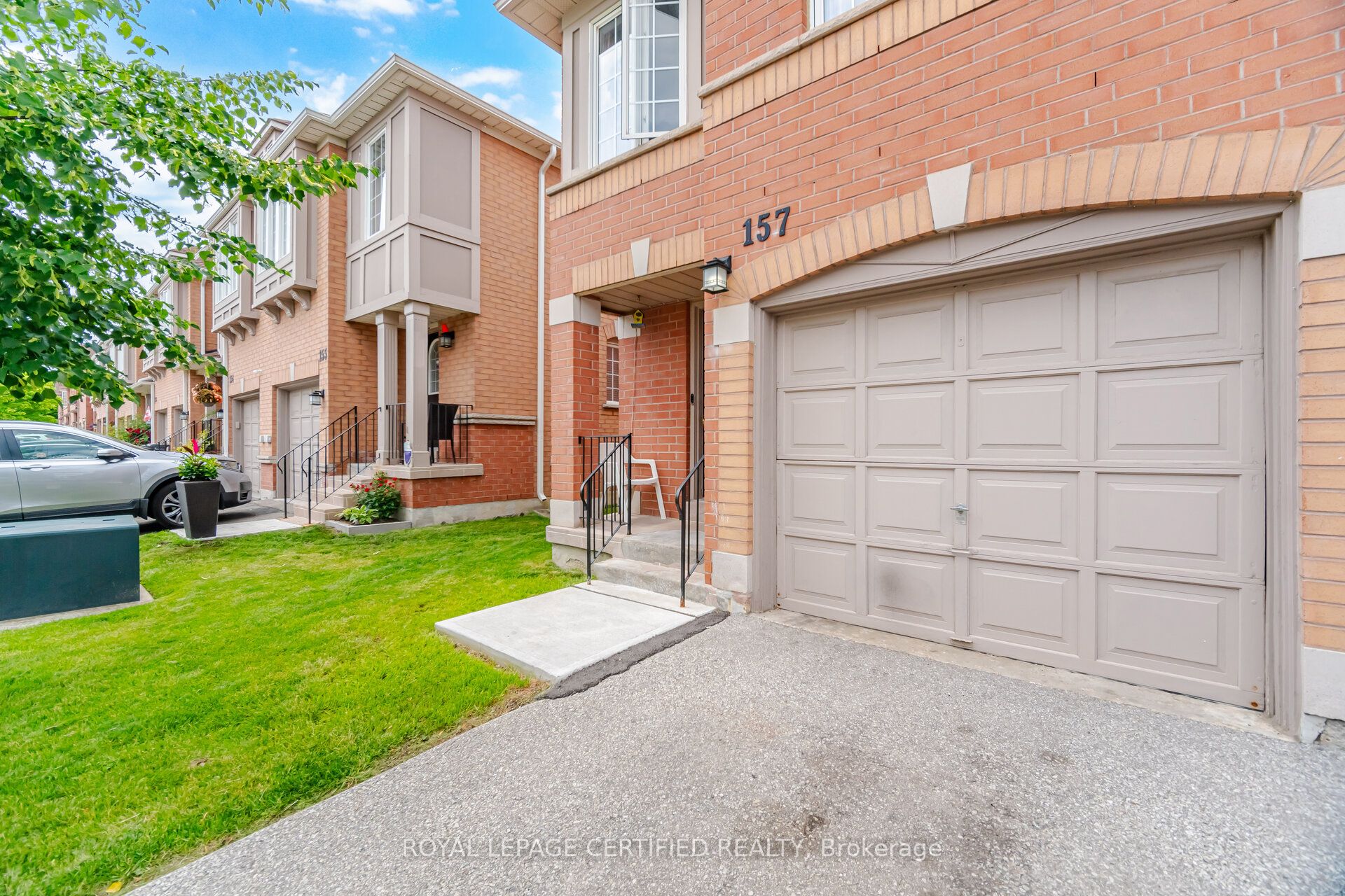 5030 Heatherleigh Avenue 157, Mississauga, ON L5V 2G7 photo 3