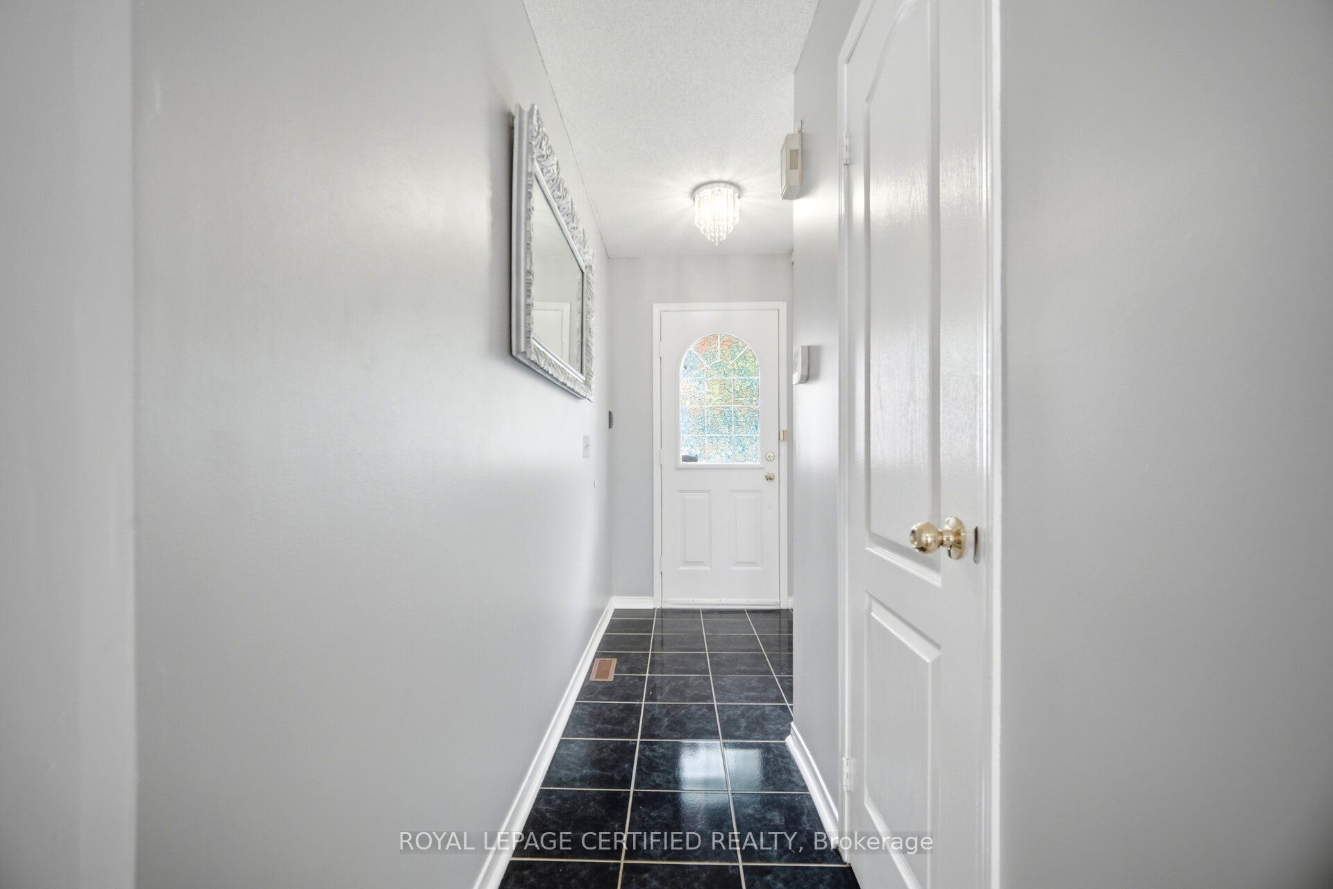 5030 Heatherleigh Avenue 157, Mississauga, ON L5V 2G7 photo 4