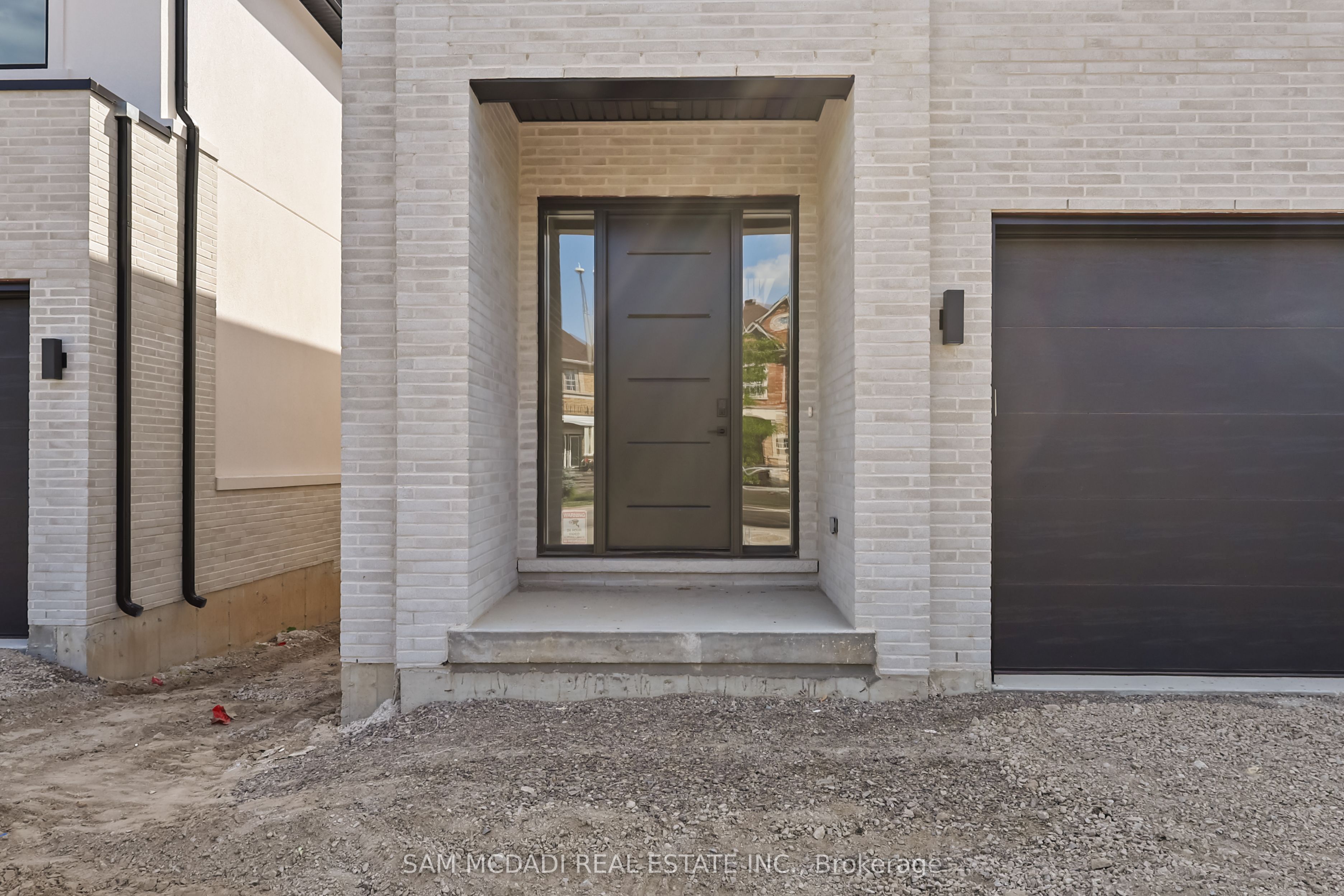 2354 Eighth Line, Oakville, ON L6H 7E6 photo 2