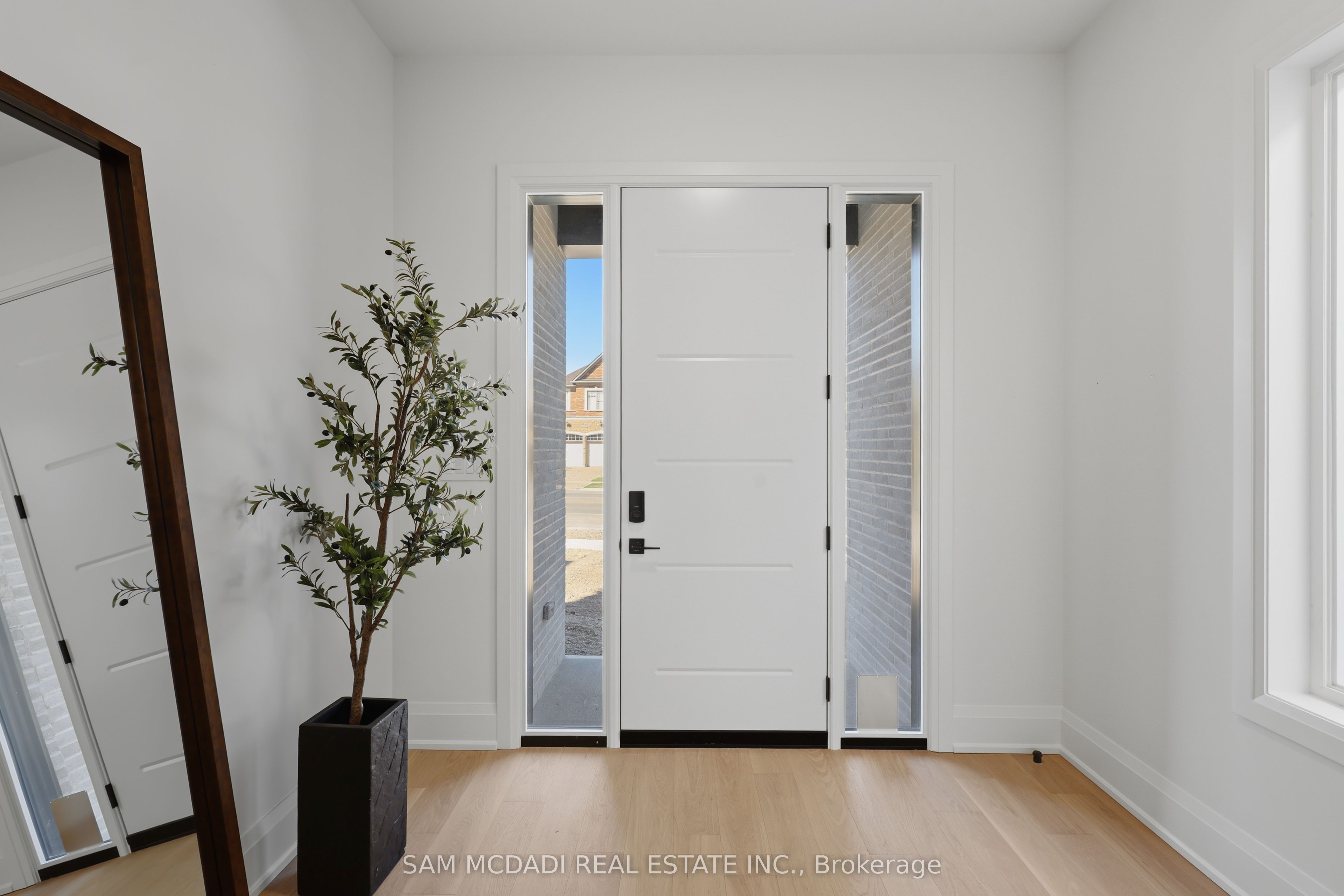 2354 Eighth Line, Oakville, ON L6H 7E6 photo 3