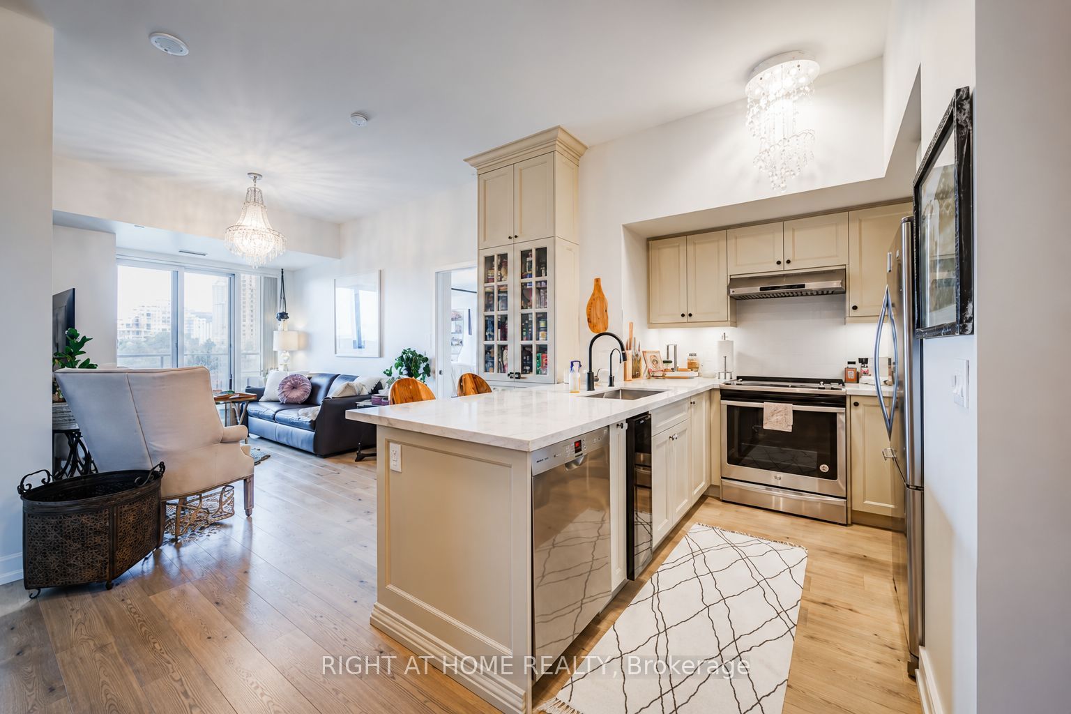 30 Shore Breeze Drive 334, Toronto, ON M8V 1A1 photo 5