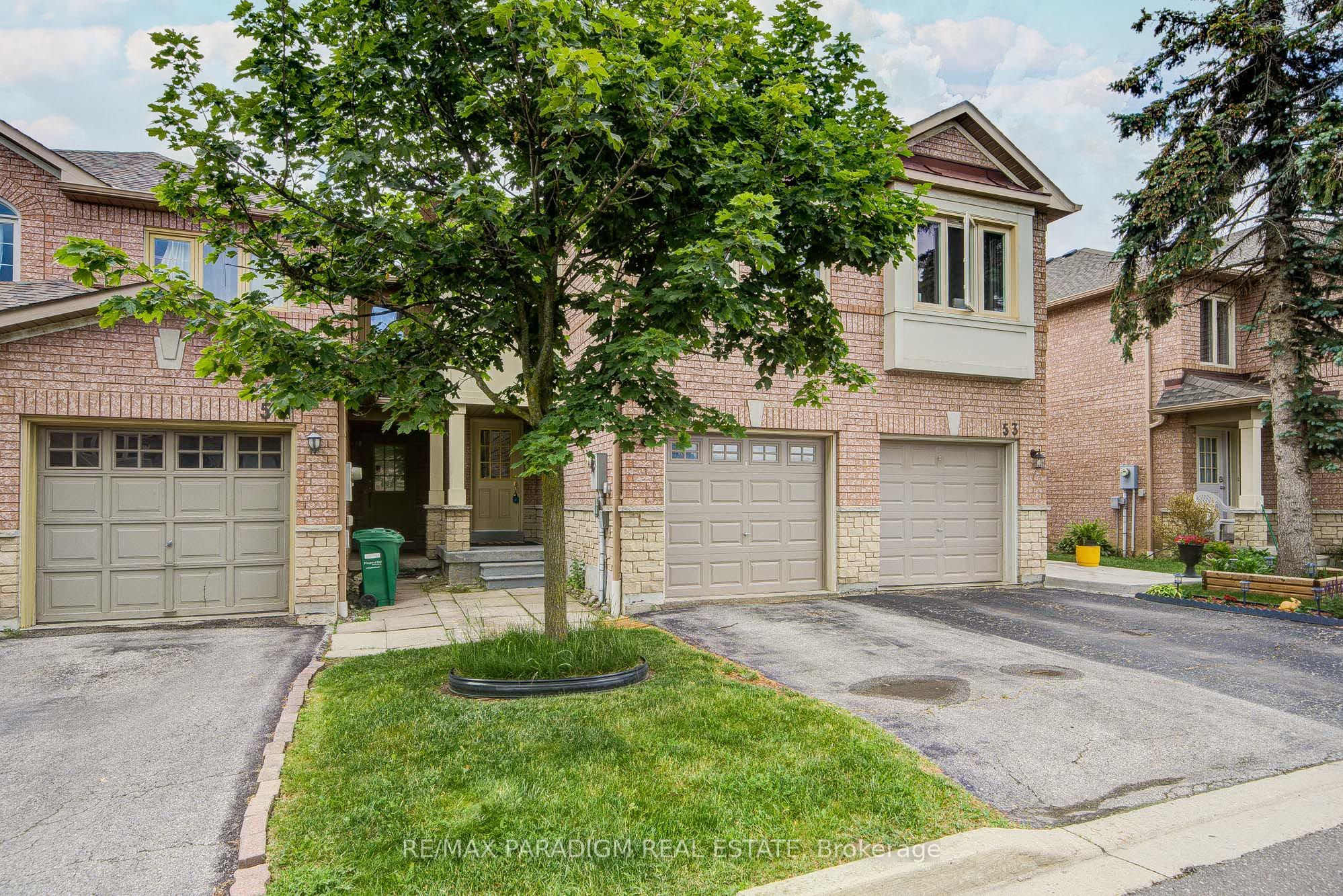 5420 Fallingbrook Drive 52, Mississauga, ON L5V 2H6 photo 3