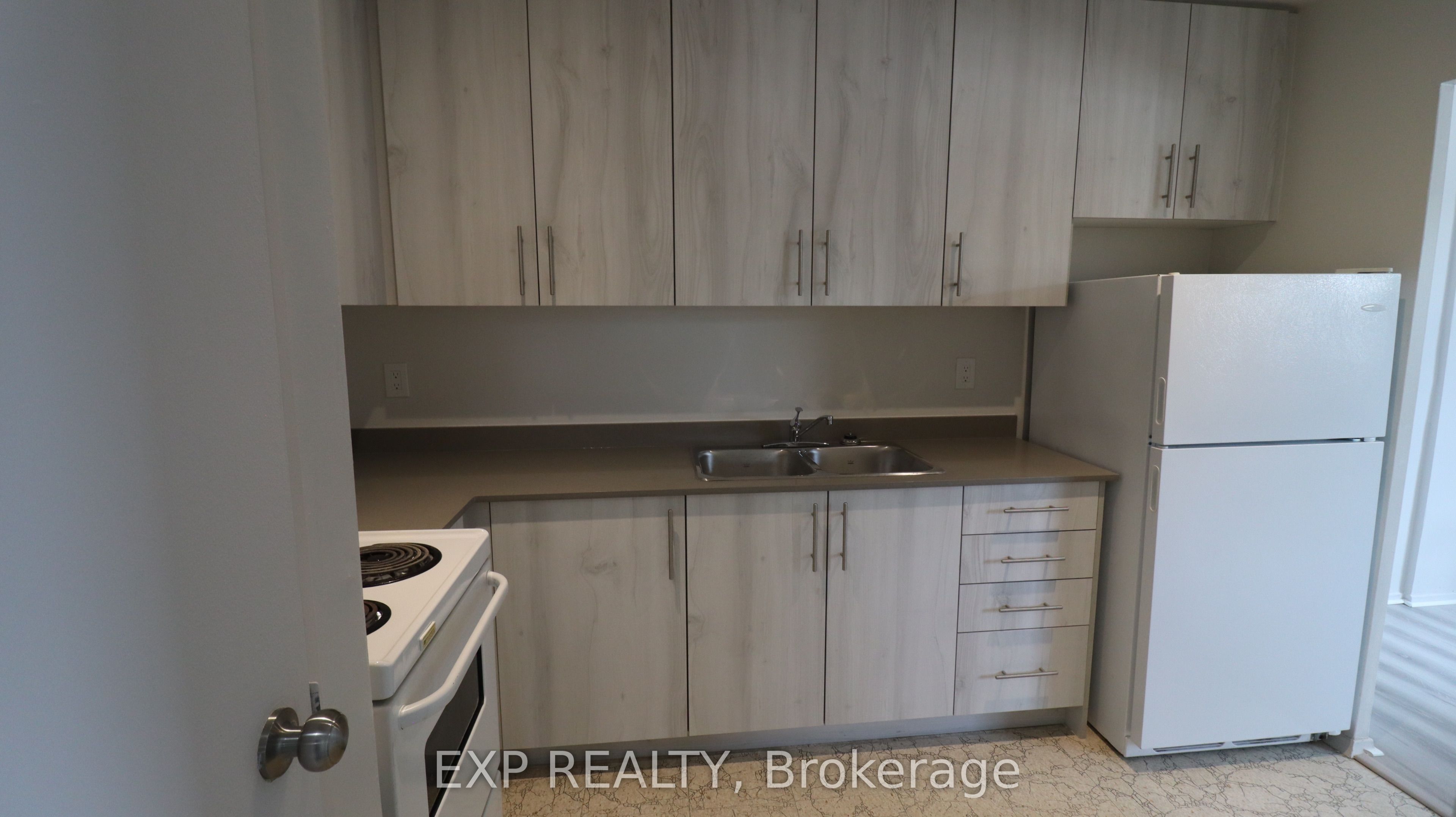 84 Second Street 102, Orangeville, ON L9W 2C3 photo 4