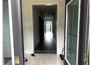 86 James Walker Avenue, Caledon, ON L7C 4N1 photo 2