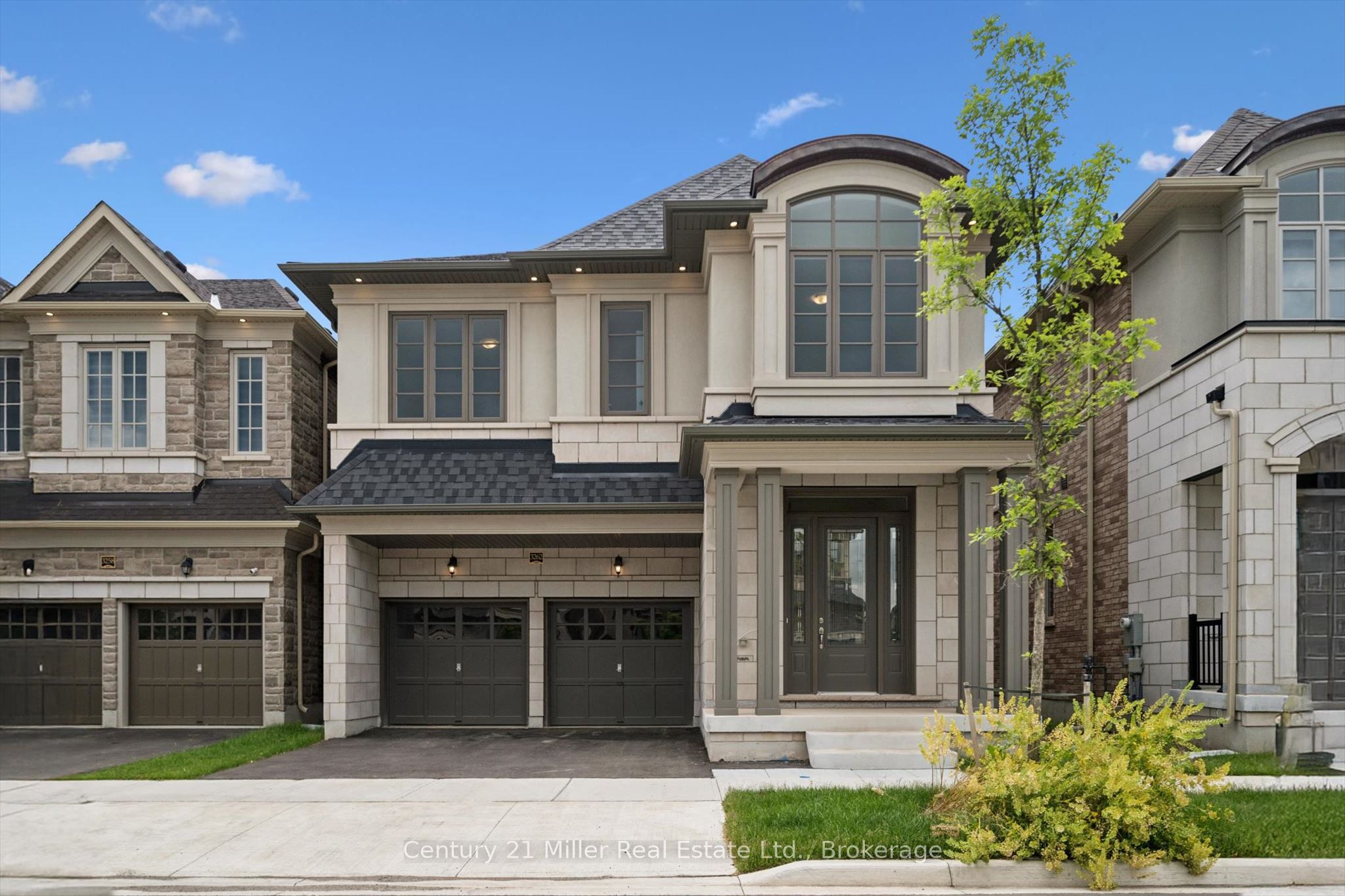 3262 Millicent Avenue, Oakville, ON L6H 0V8