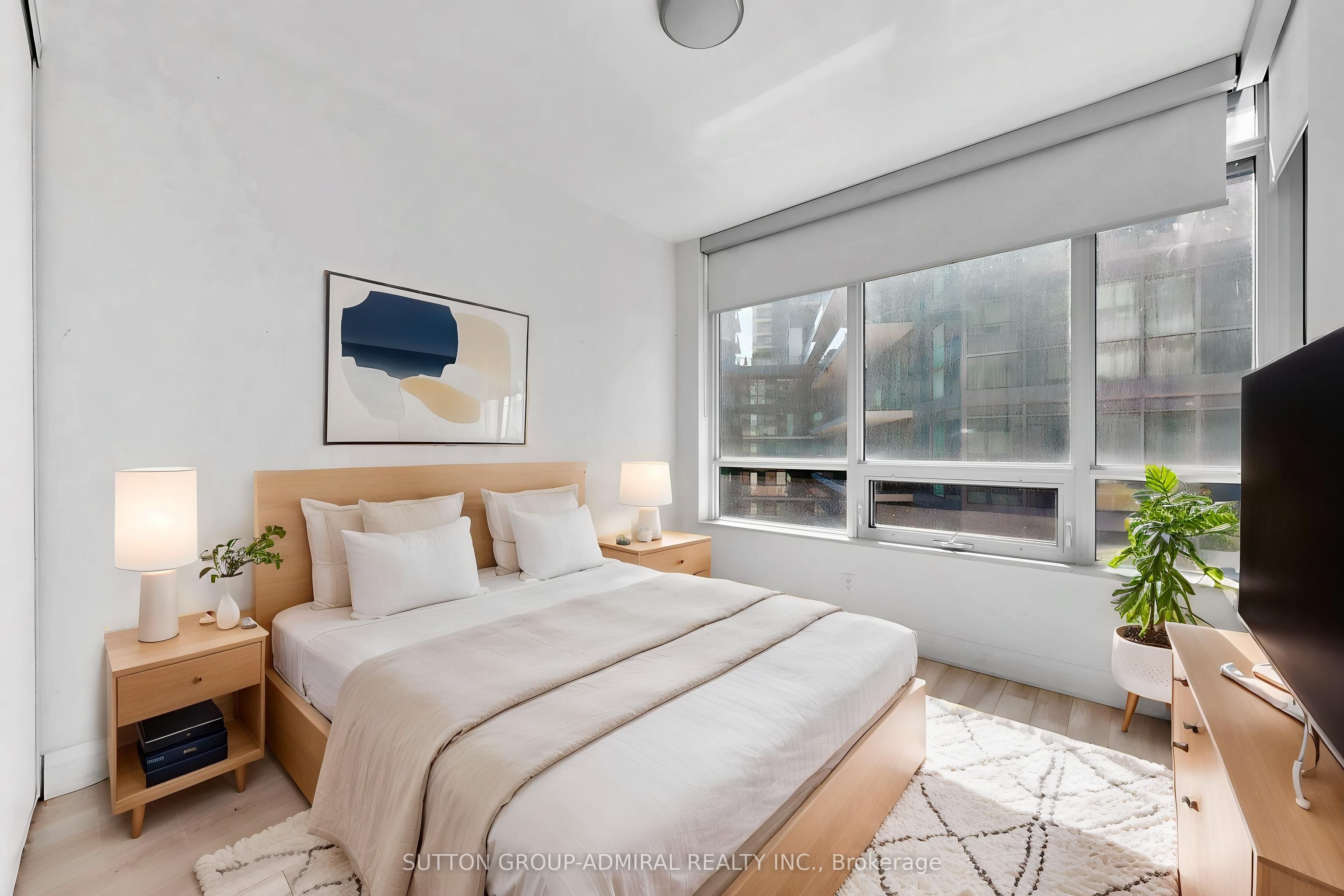 36 Park Lawn Road 301, Toronto, ON M8V 0E5 photo 3