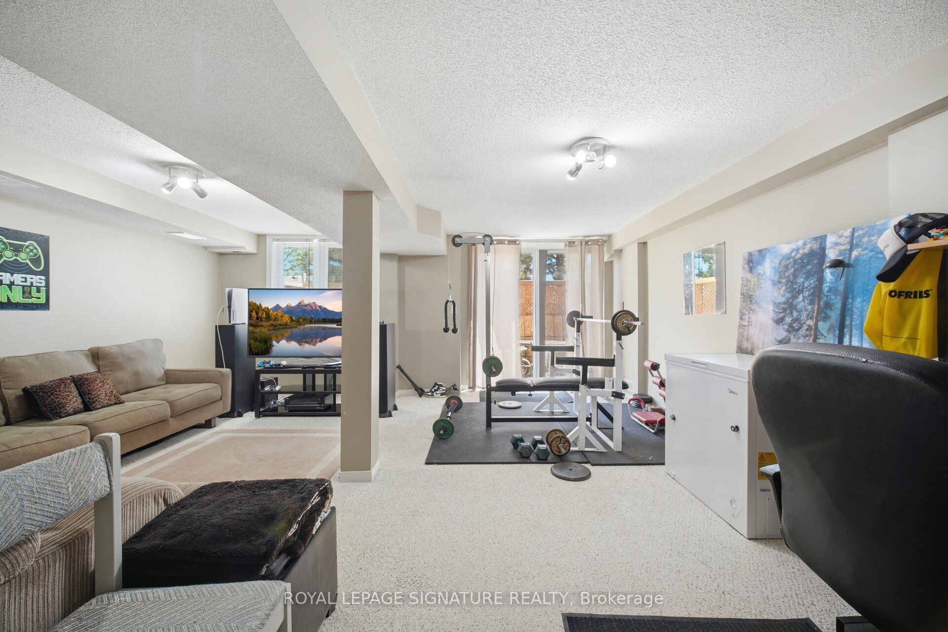 833 Scollard Court 133, Mississauga, ON L5V 2B4 photo 2
