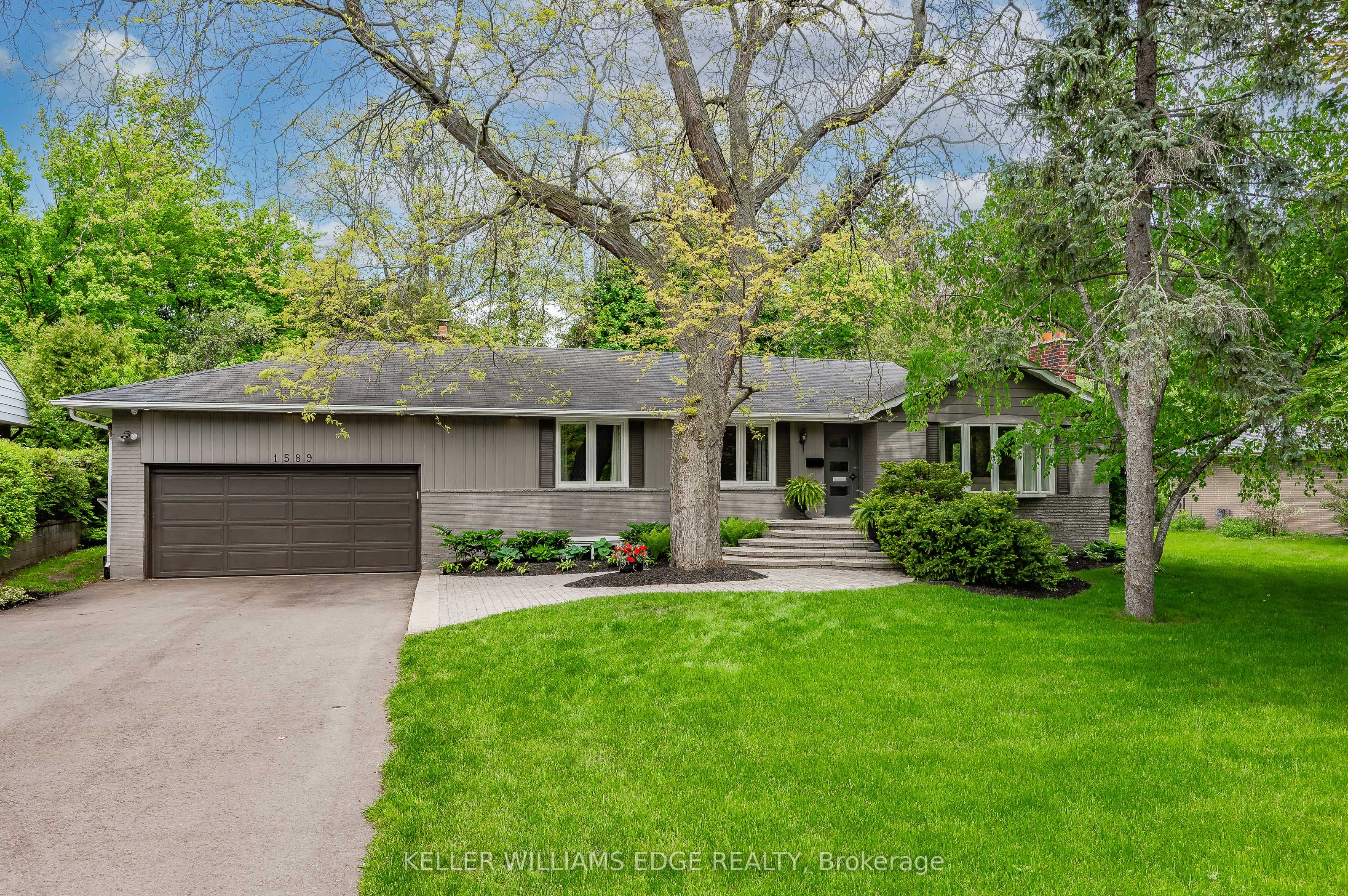 1589 Crediton Parkway, Mississauga, ON L5G 3X2 photo 2