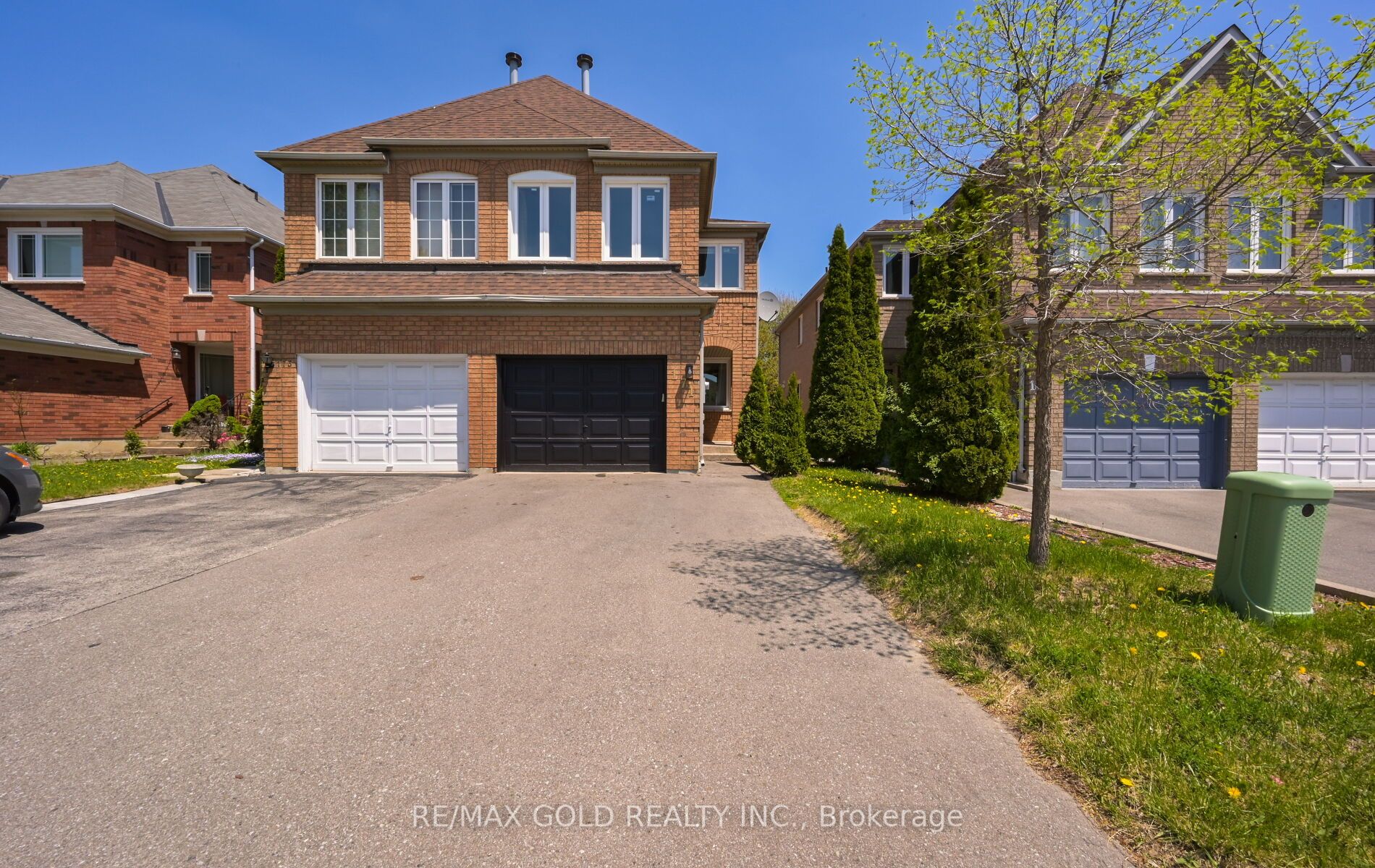 171 Fernforest Drive, Brampton, ON L6R 1T7 photo 2