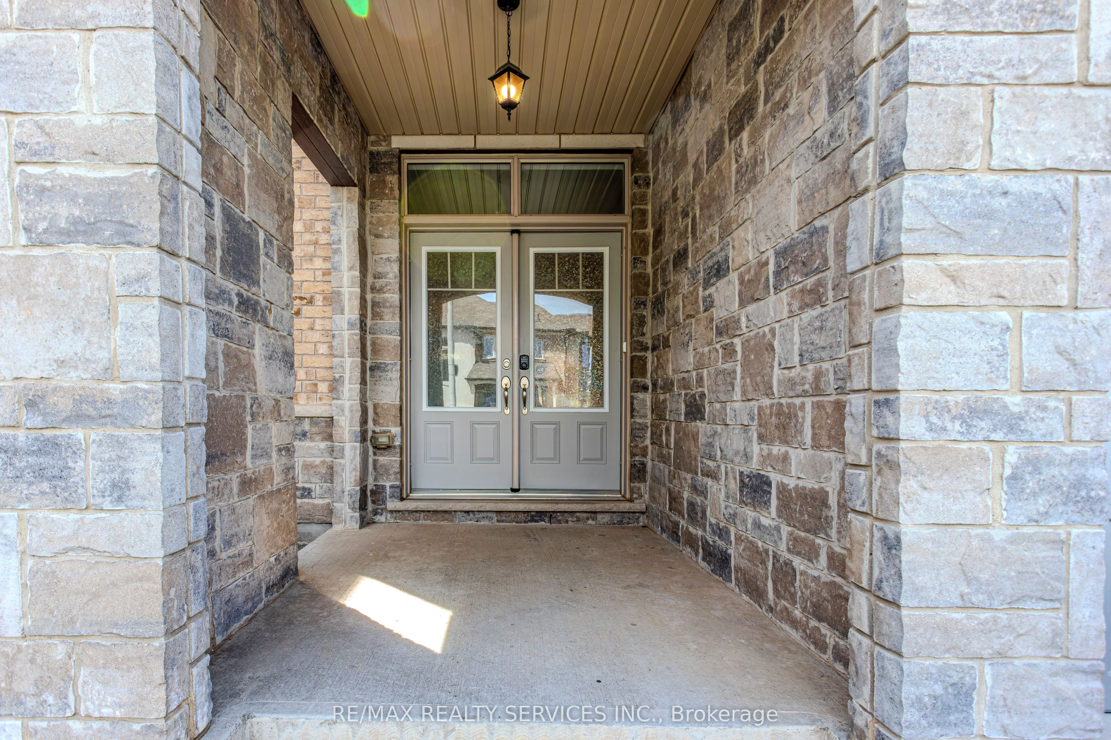 3896 Tufgar Crescent, Burlington, ON L7M 1N7 photo 3