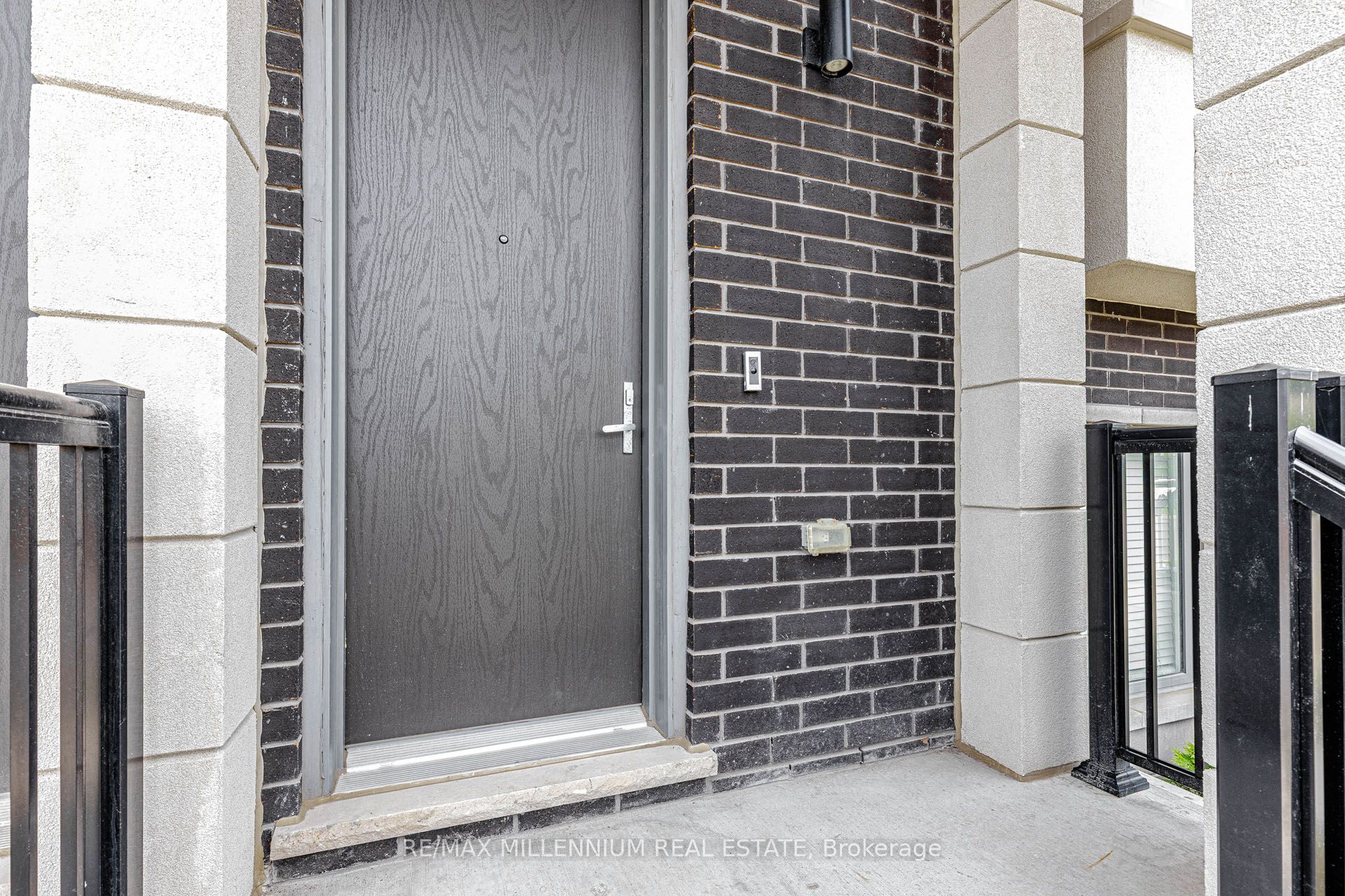 11 Lambert Lane, Caledon, ON L7E 4M5 photo 4