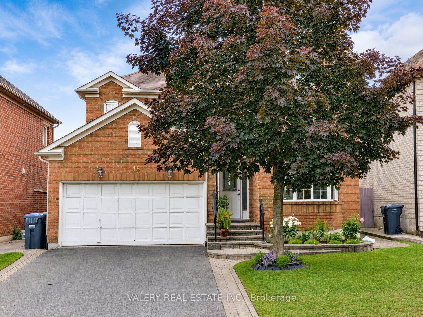 15 Silktop Trail, Brampton, ON L6R 2K4 photo 2