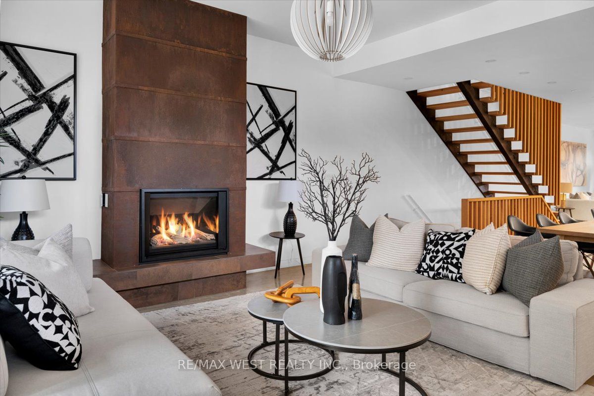 38 Smithfield Drive, Toronto, ON M8Y 3M2 photo 5