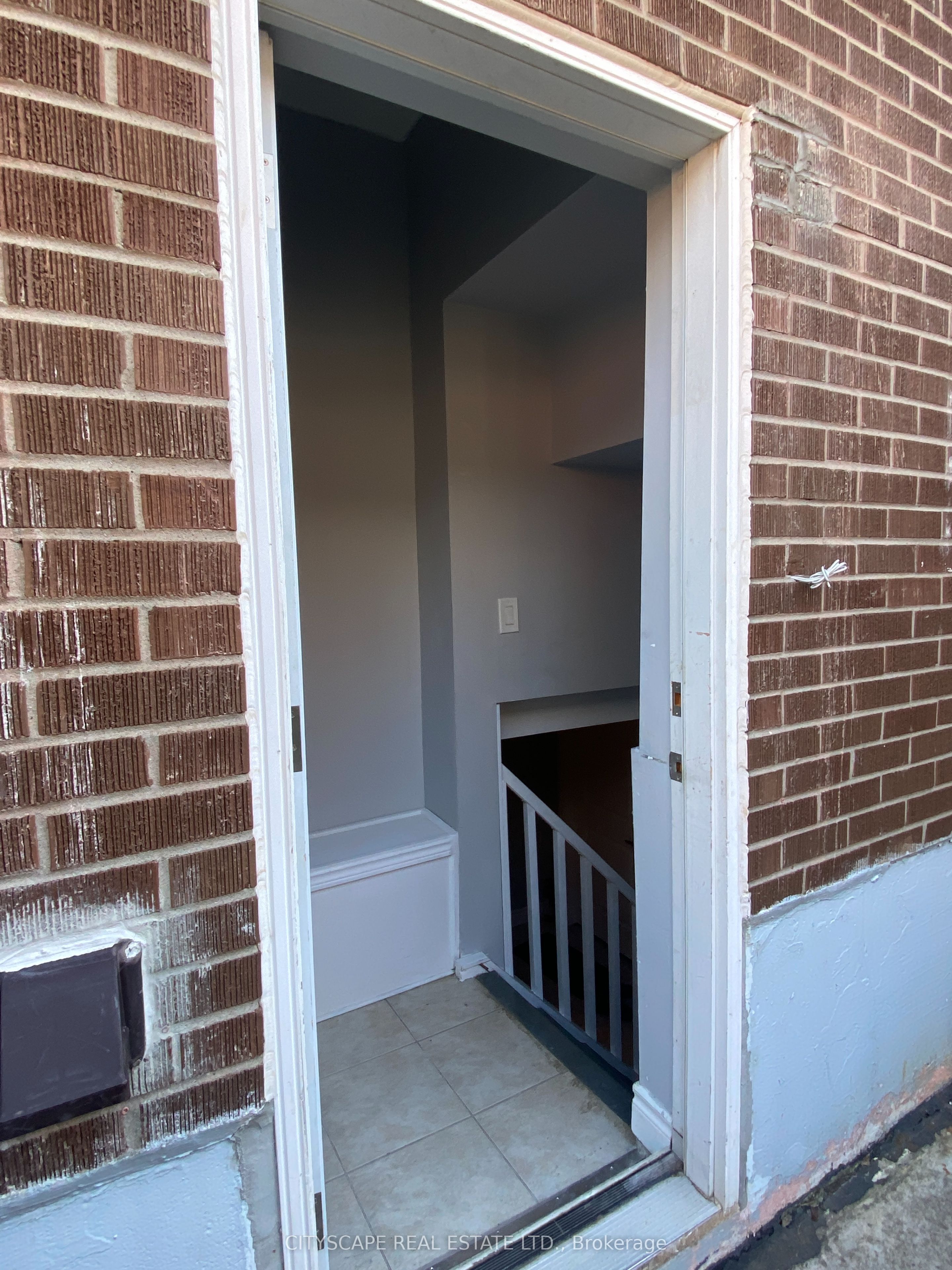 135 Bonham Bsmt Boulevard BSMT A, Mississauga, ON L5M 1C8 photo 4