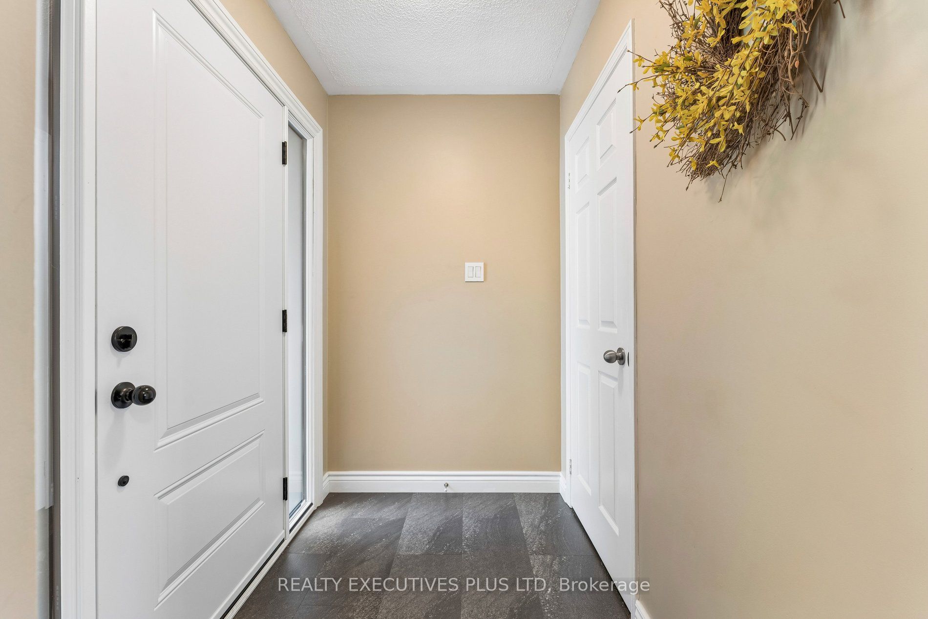 51 Ashbrook Way, Brampton, ON L6Y 4R4 photo 4