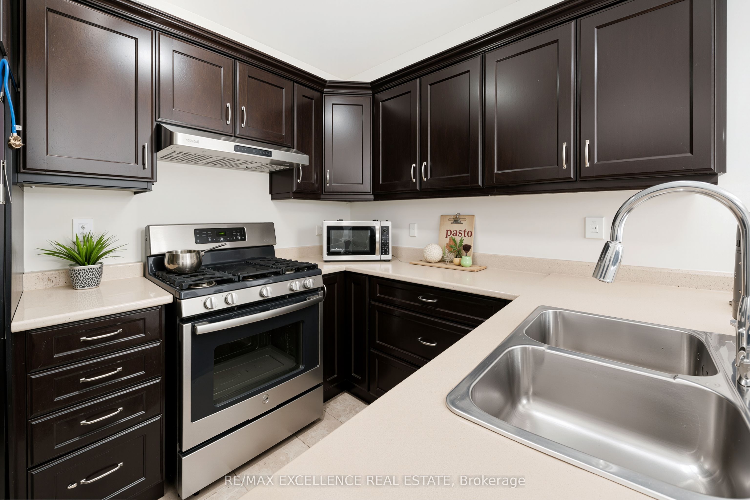 83 Leadenhall Road, Brampton, ON L7A 4G9 photo 5