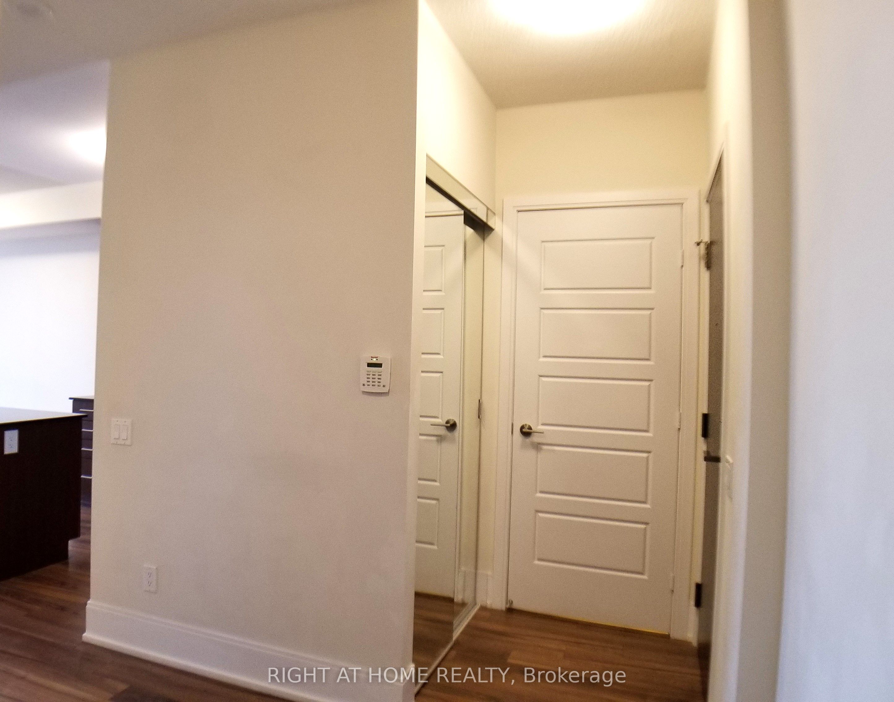 15 Viking Lane 1506, Toronto, ON M9B 0A4 photo 3