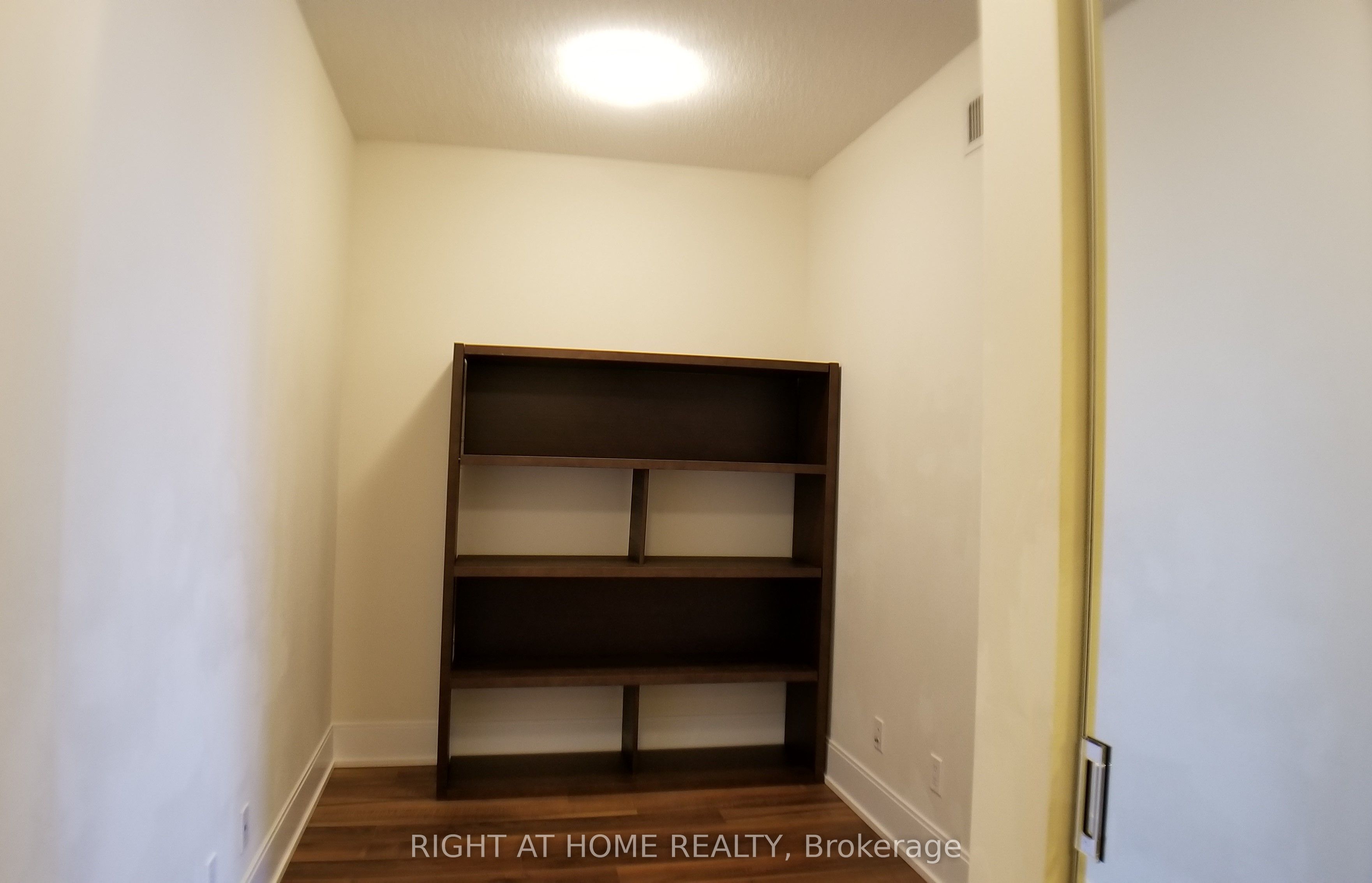15 Viking Lane 1506, Toronto, ON M9B 0A4 photo 4