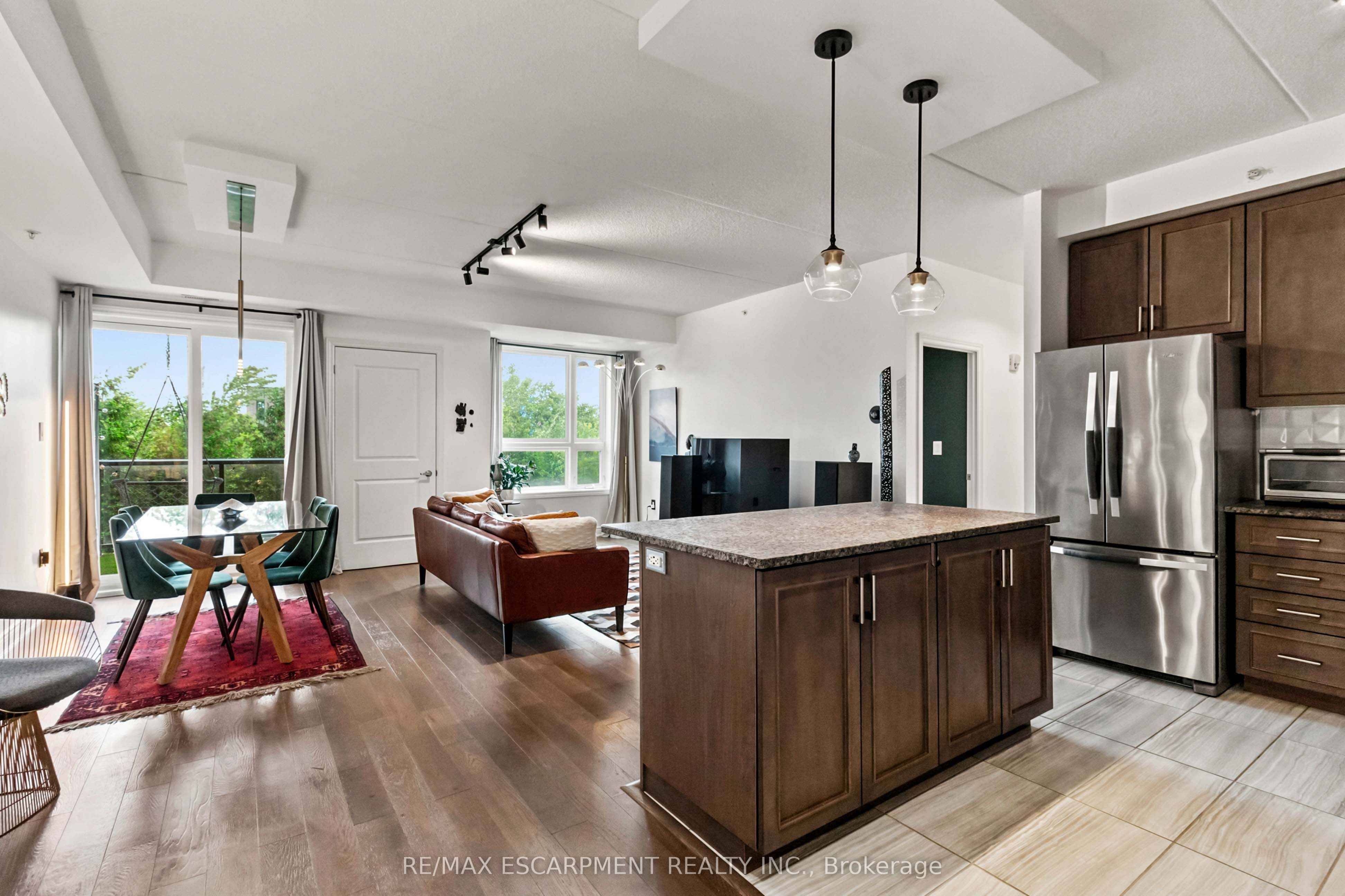 630 Sauve Street 113, Milton, ON L9T 9A6 photo 2