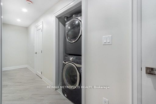 62 Davelayne Road, Toronto, ON M9M 2A7 photo 5