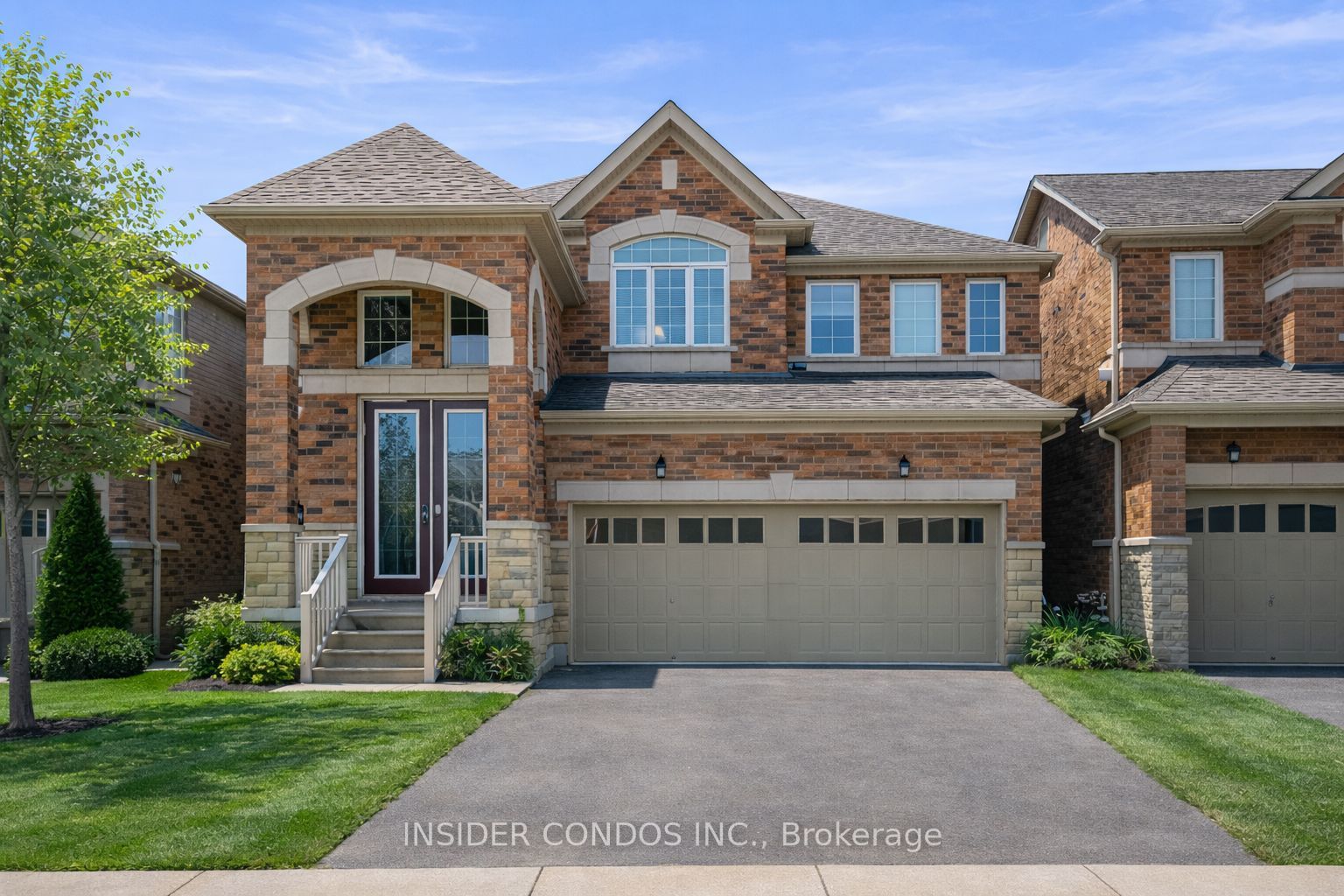 185 Bonnieglen Farm Boulevard, Caledon, ON L7C 4C1