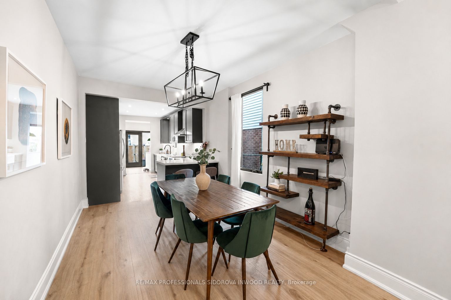 209 Maria Street, Toronto, ON M6P 1W6 photo 4