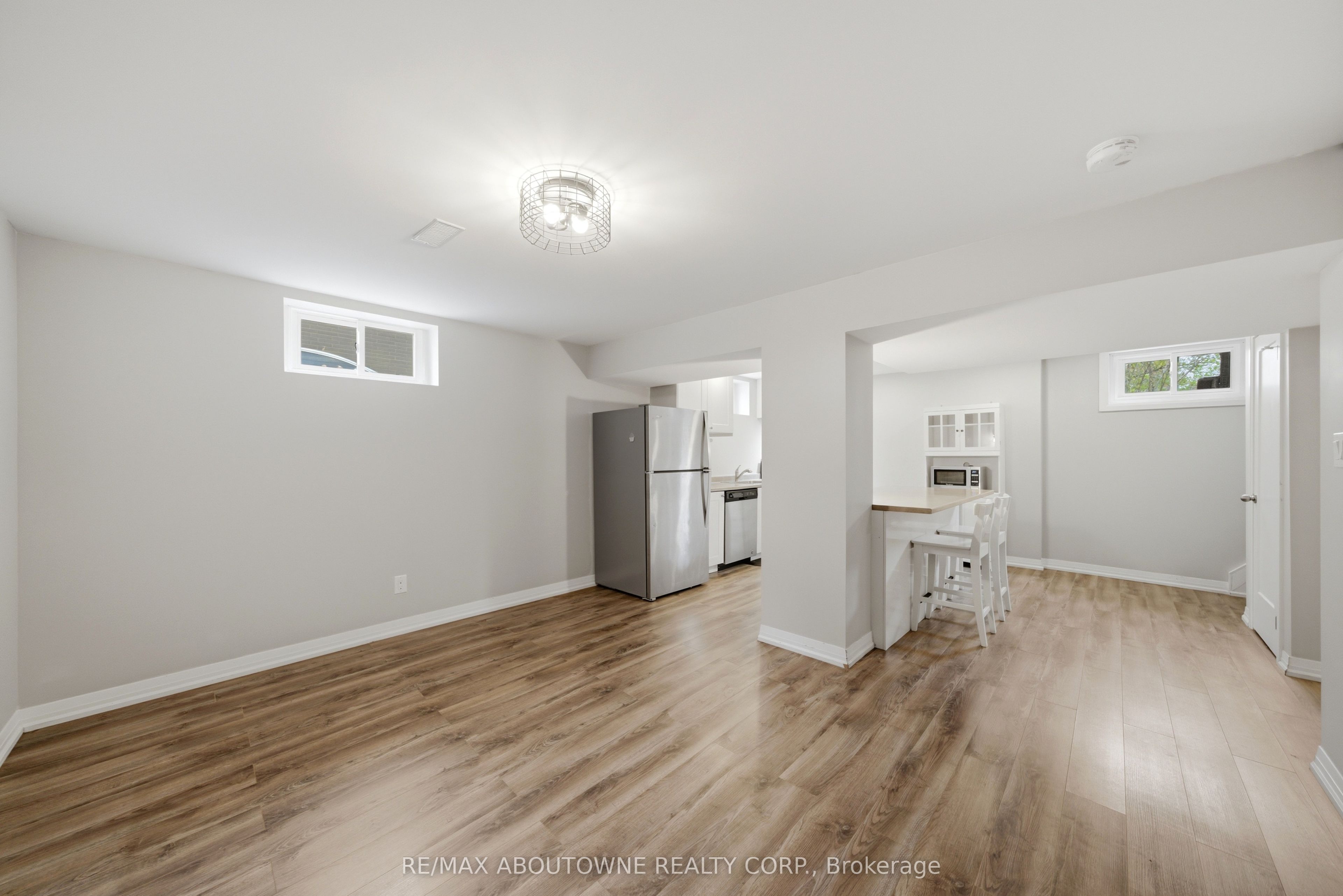 134 Wakefield Road, Milton, ON L9T 2L9 photo 4