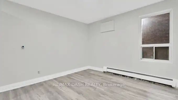 7 Thorburn Avenue 101, Toronto, ON M6K 1C4 photo 5