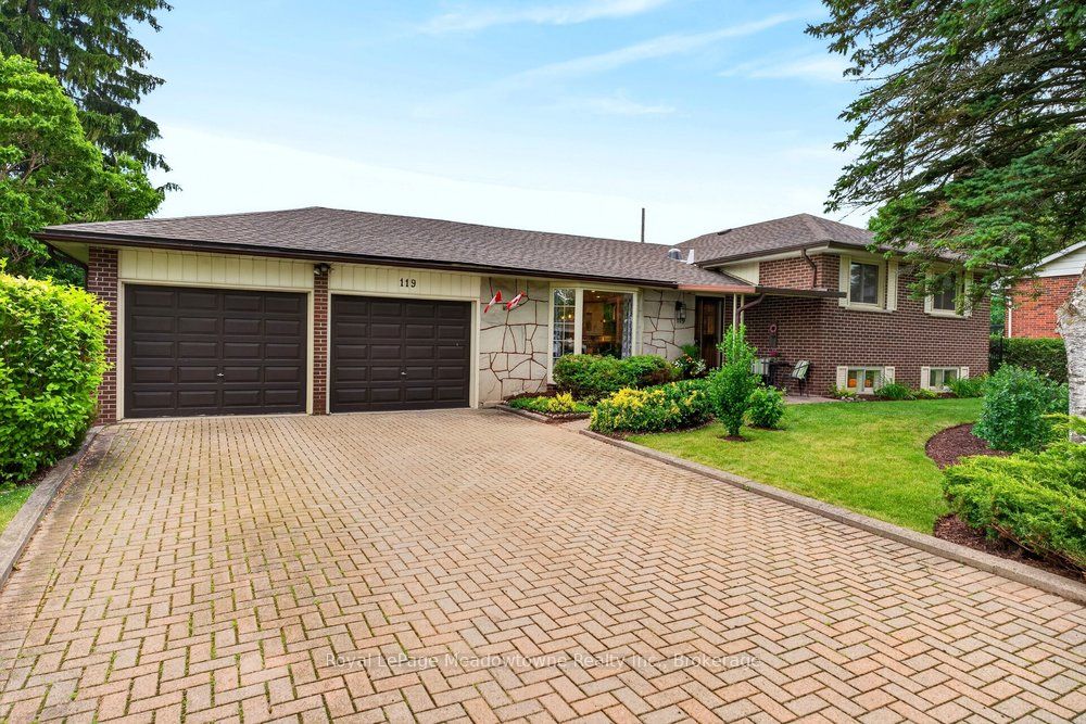 119 Elizabeth Drive, Halton Hills, ON L7J 1B6 photo 2