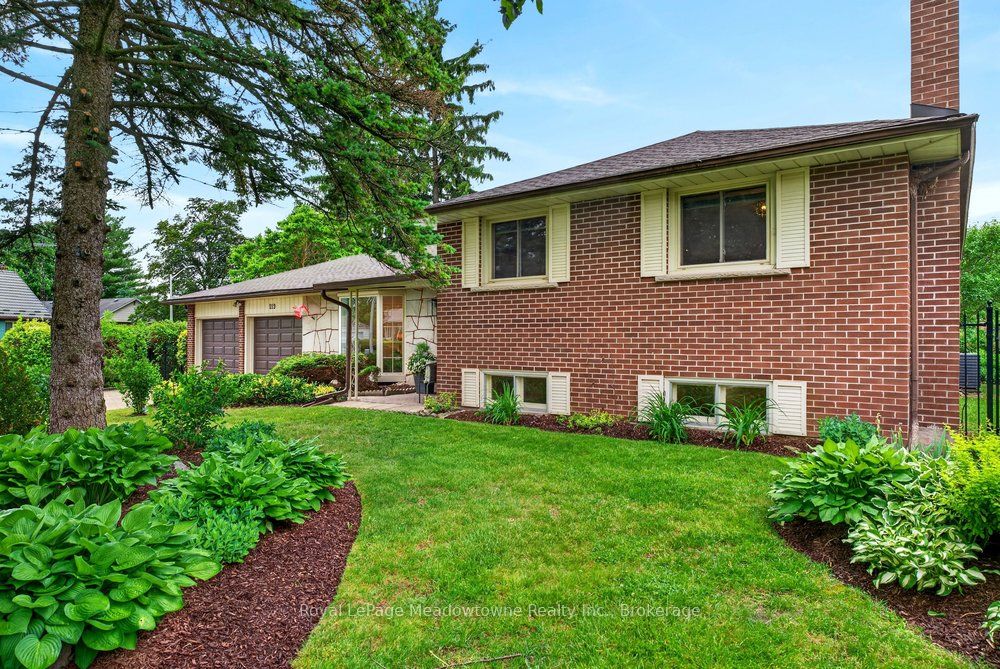 119 Elizabeth Drive, Halton Hills, ON L7J 1B6 photo 4