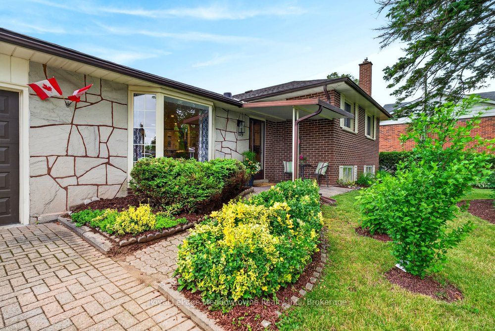 119 Elizabeth Drive, Halton Hills, ON L7J 1B6 photo 5