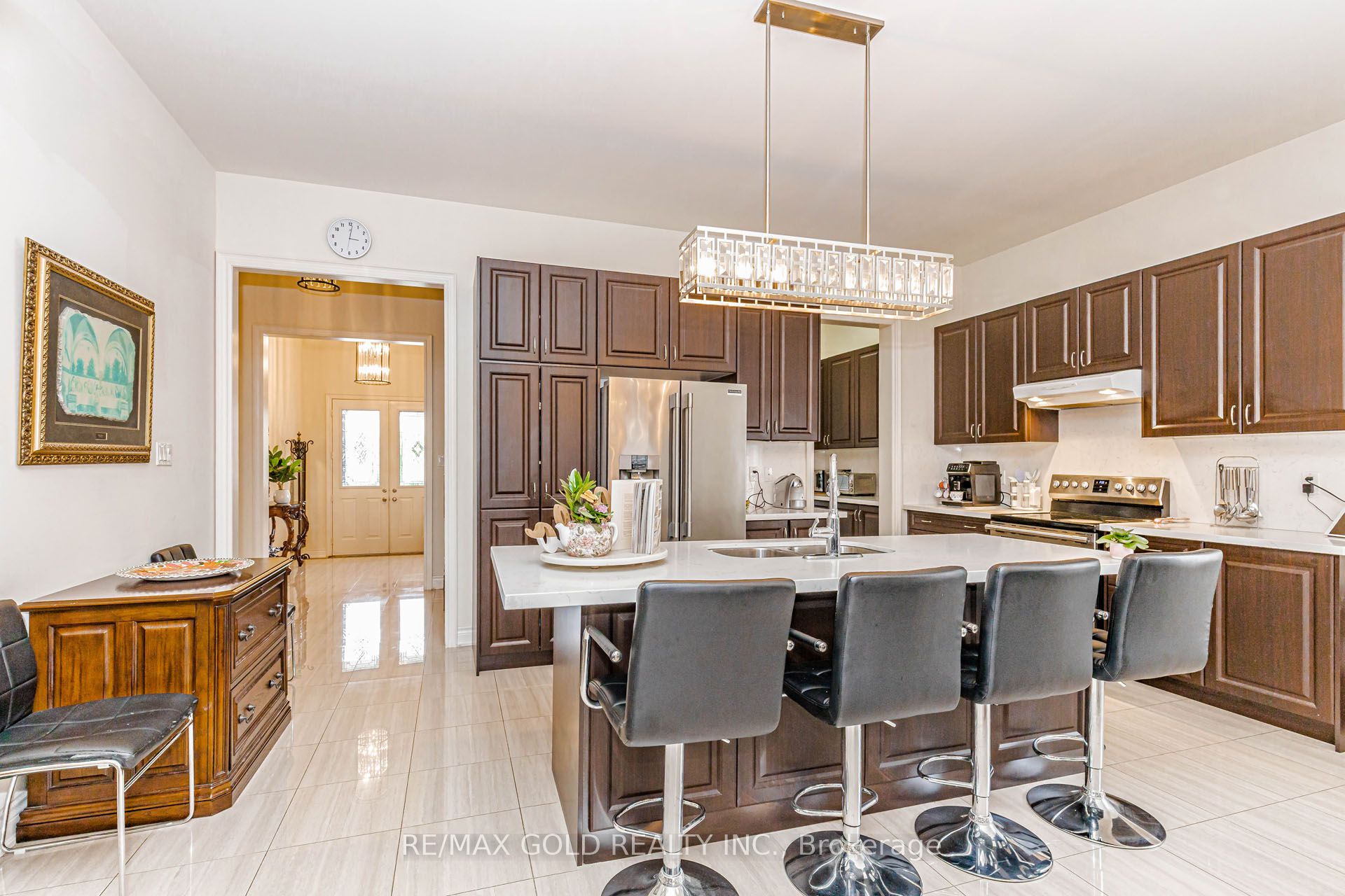 10 Falkland Road, Brampton, ON L6P 4C3 photo 4