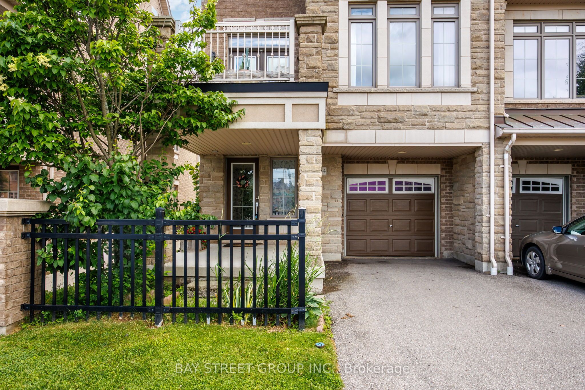 2564 Grand Oak Trail, Oakville, ON L6M 0S4 photo 4