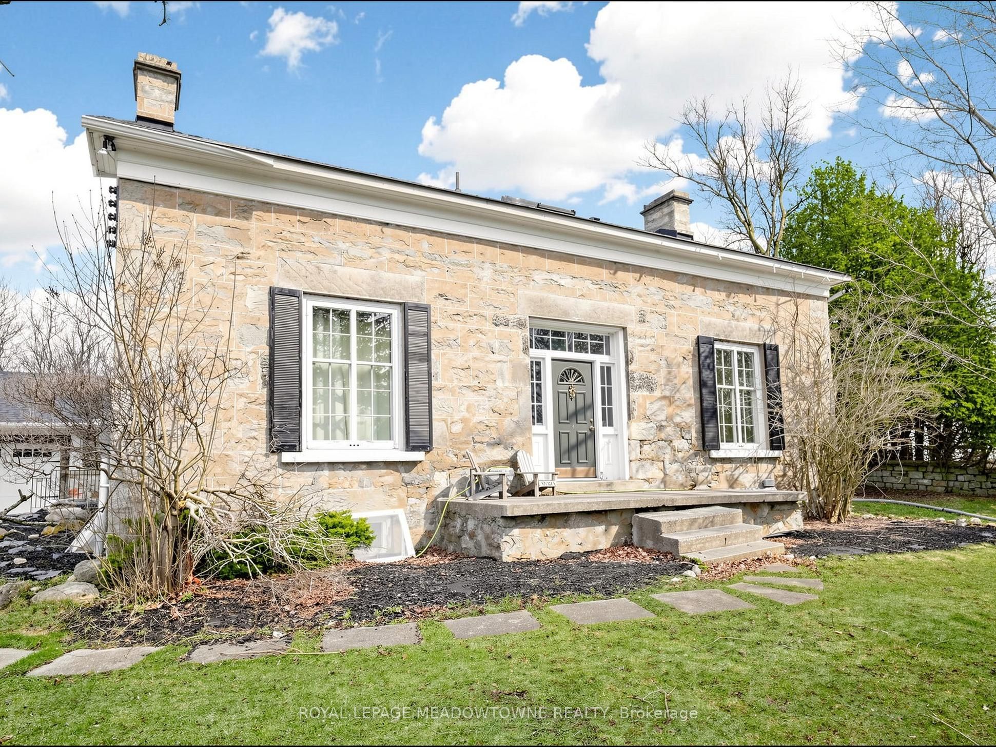 5595 25 Side Road, Milton, ON L7J 2L7
