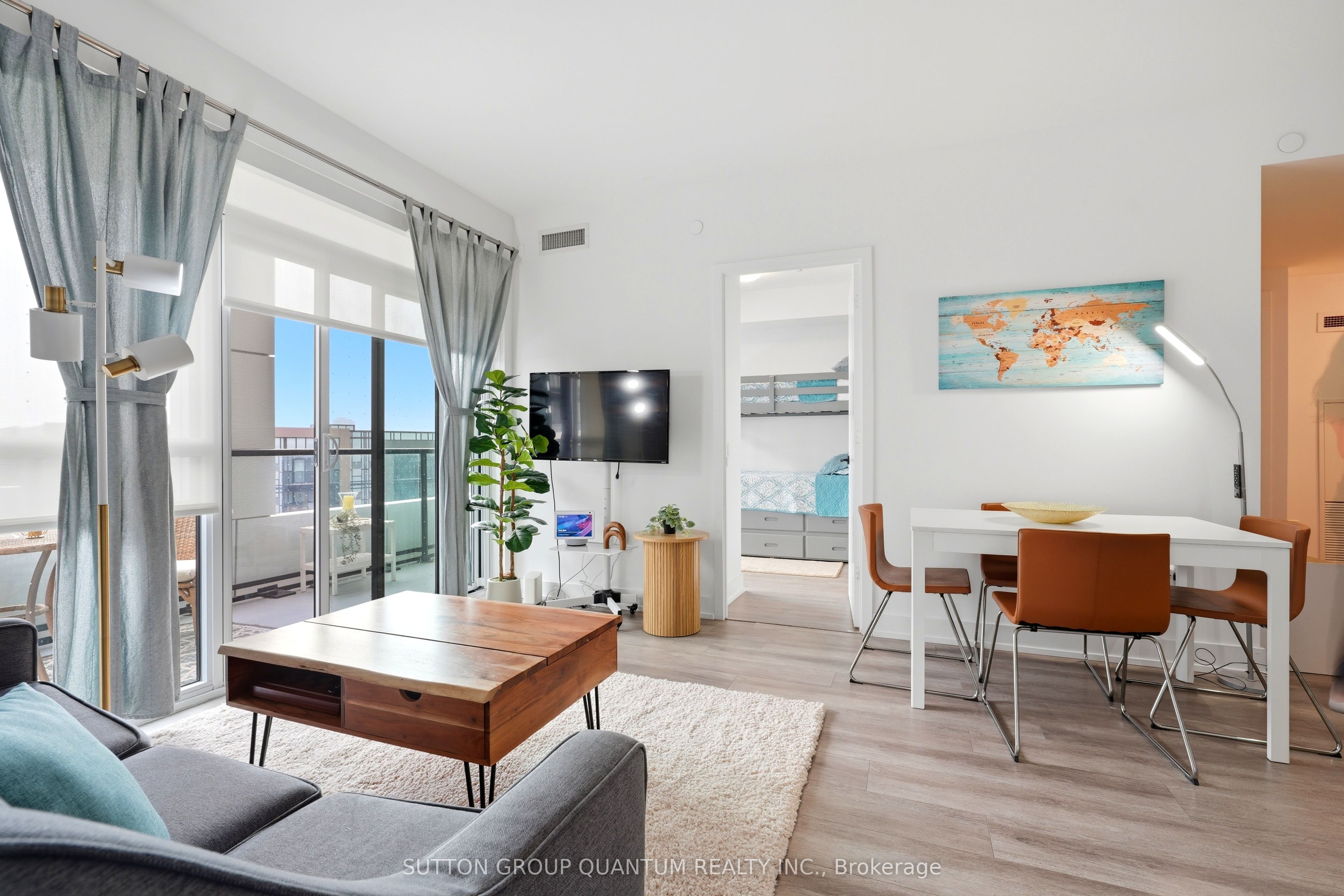 50 George Butchart Drive 407, Toronto, ON M3K 1Y2 photo 5