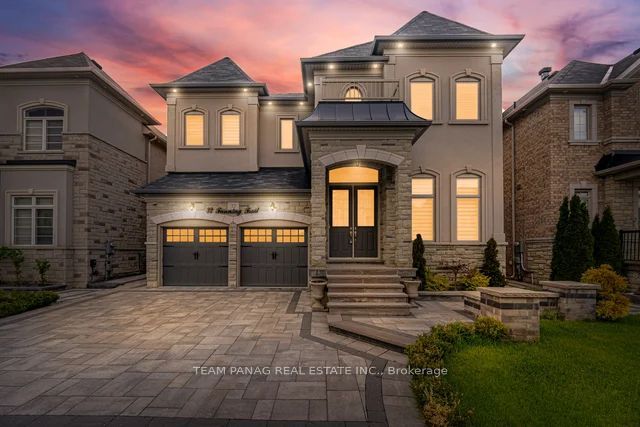 32 Fanning Trail, Brampton, ON L6P 4N5 photo 2