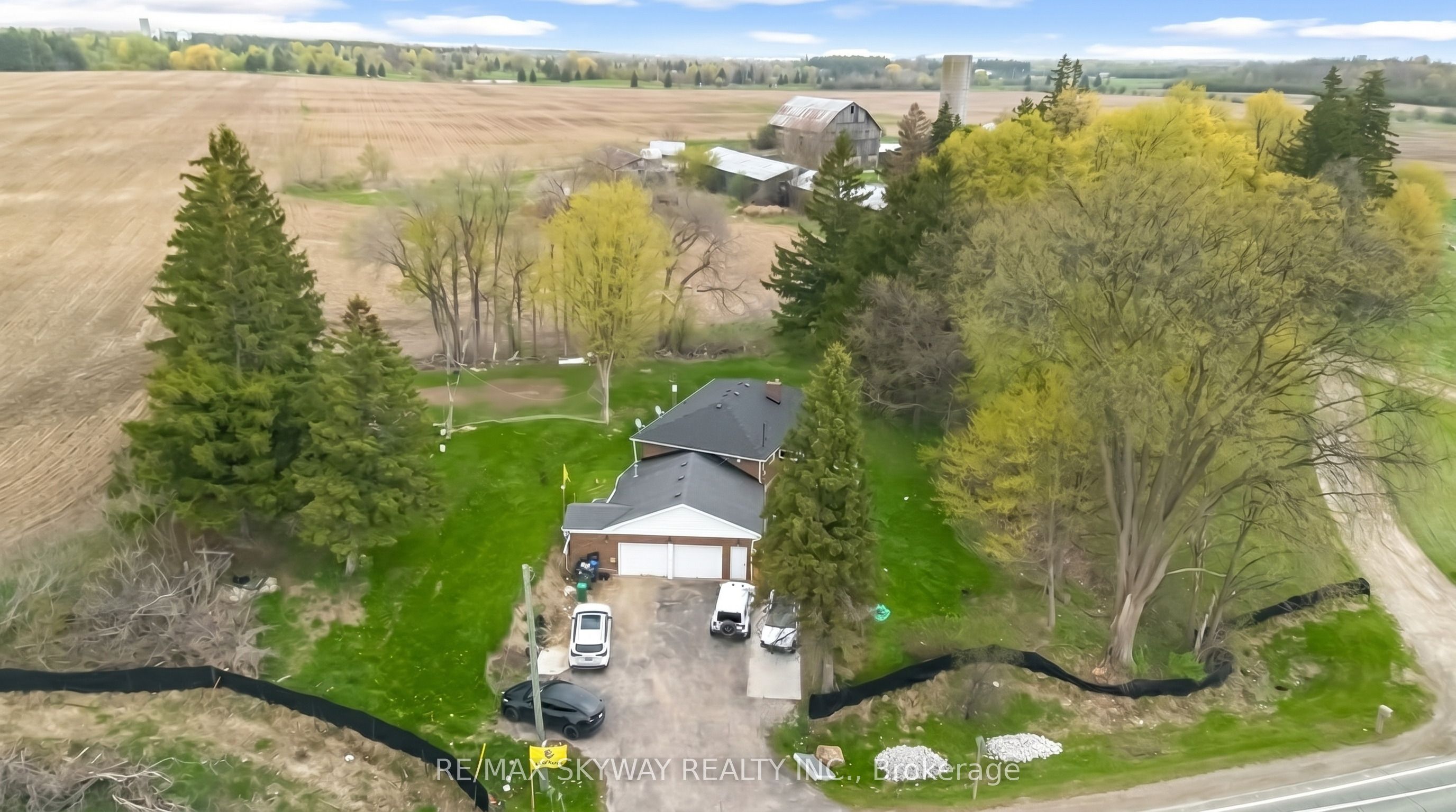 12891 Dixie Road, Caledon, ON L7C 2M5 photo 2