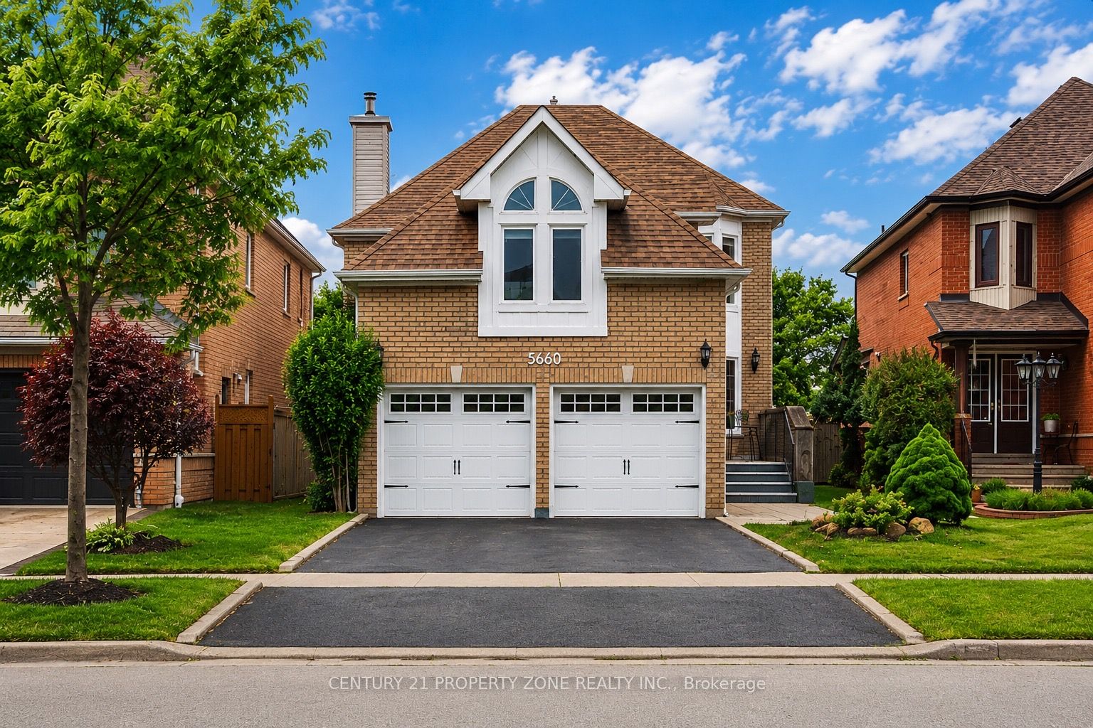 5660 Bell Harbour Drive, Mississauga, ON L5M 5J3 photo 2