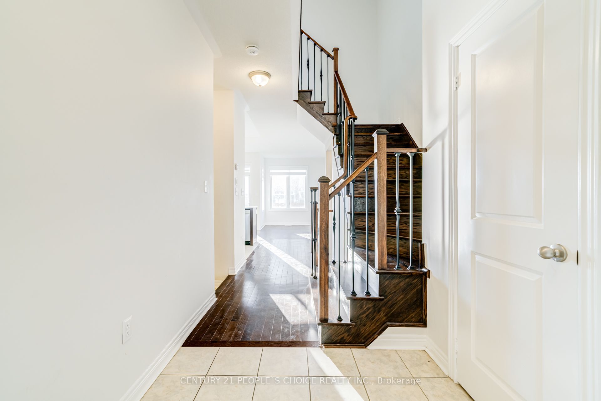 118 Finegan Circle, Brampton, ON L7A 4Z9 photo 5