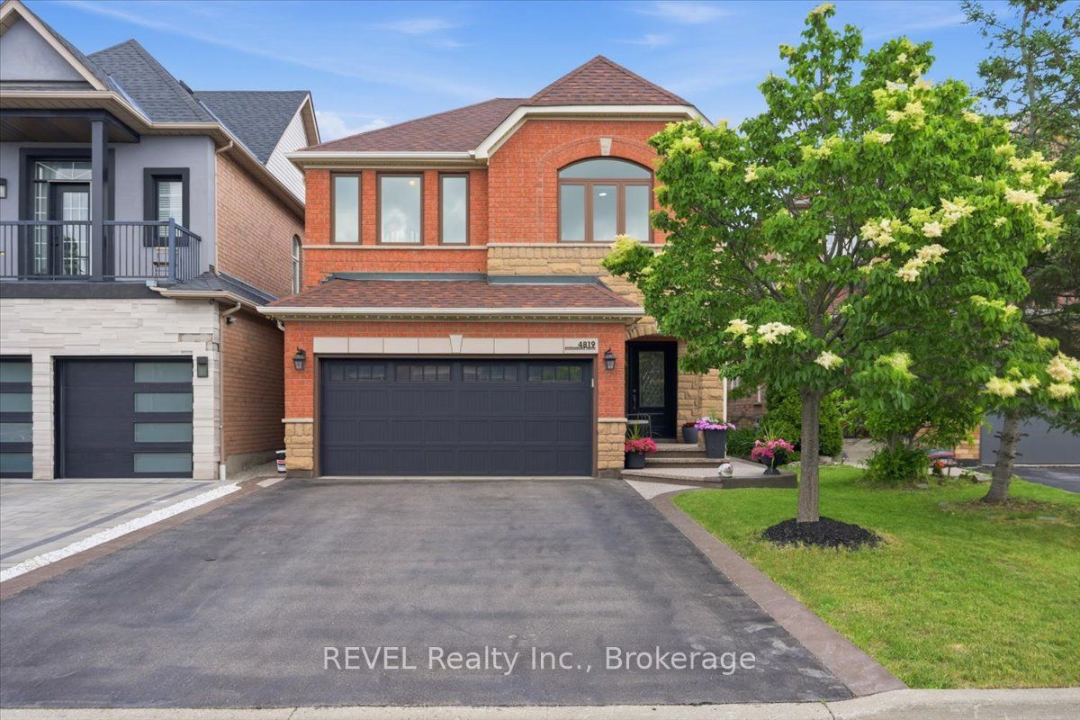 4819 Bloomburg Drive, Mississauga, ON L5M 7K4 photo 3