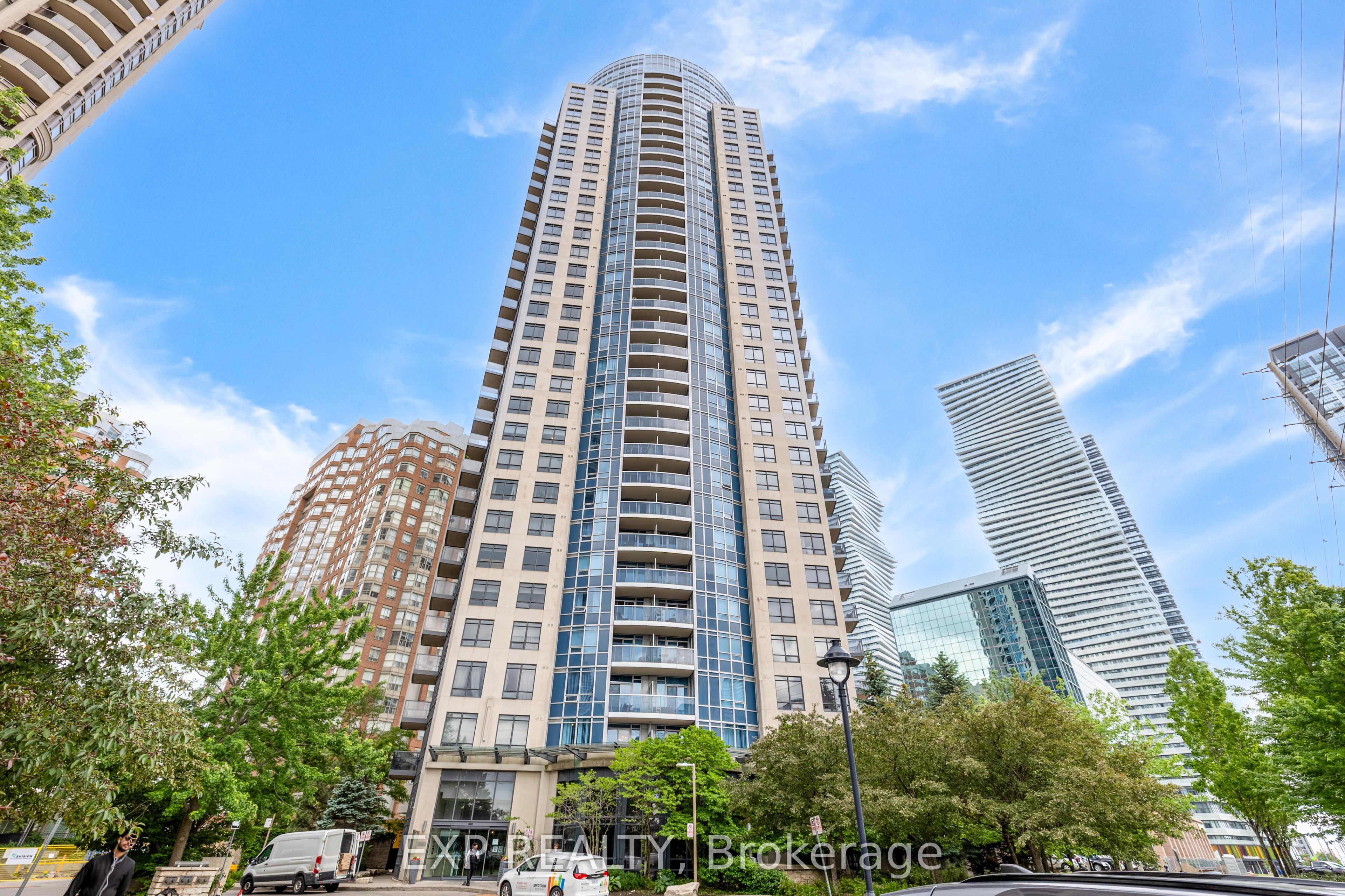 330 Burnhamthorpe Road W 303, Mississauga, ON L5B 0E1